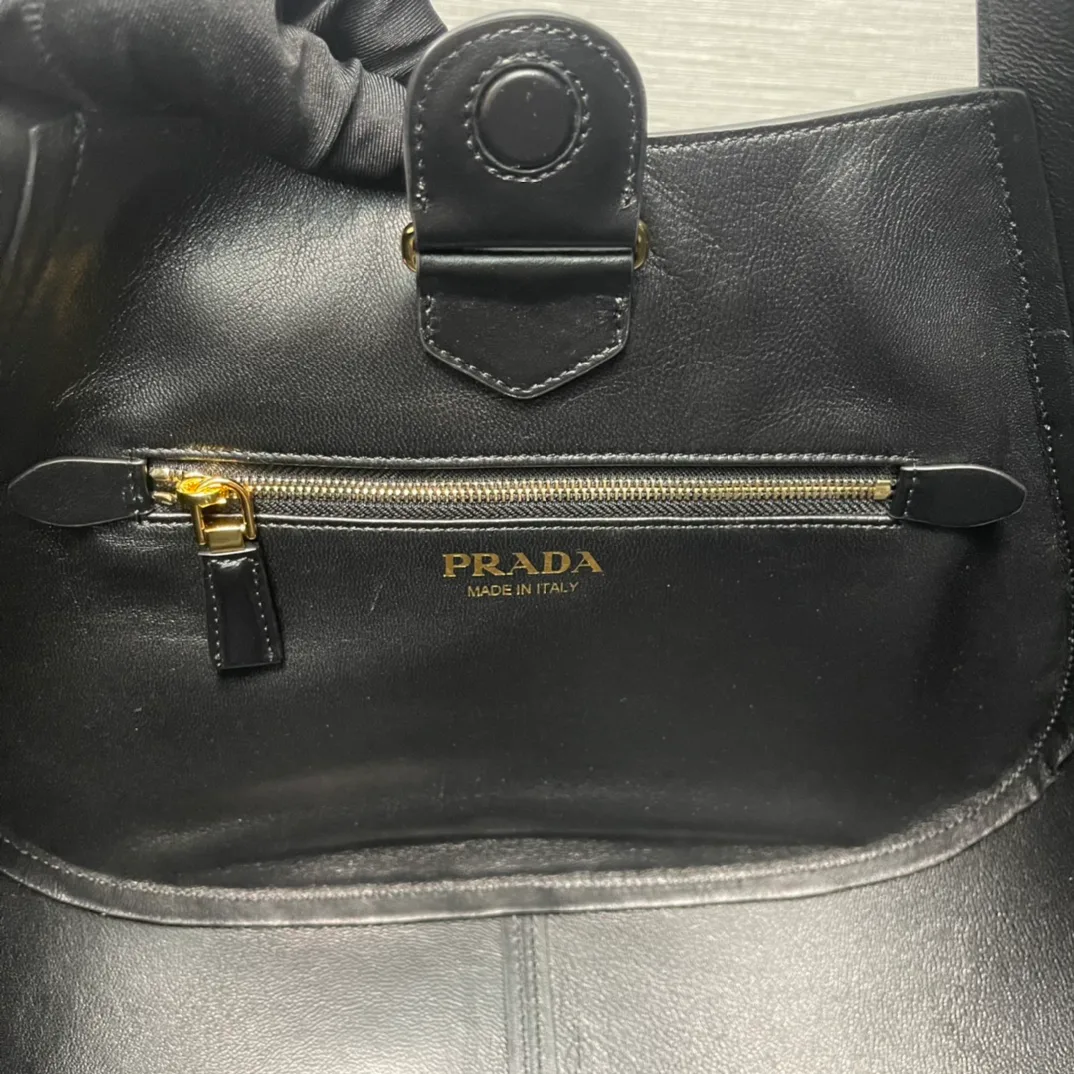 Классические Сумки Женские Prada 9028