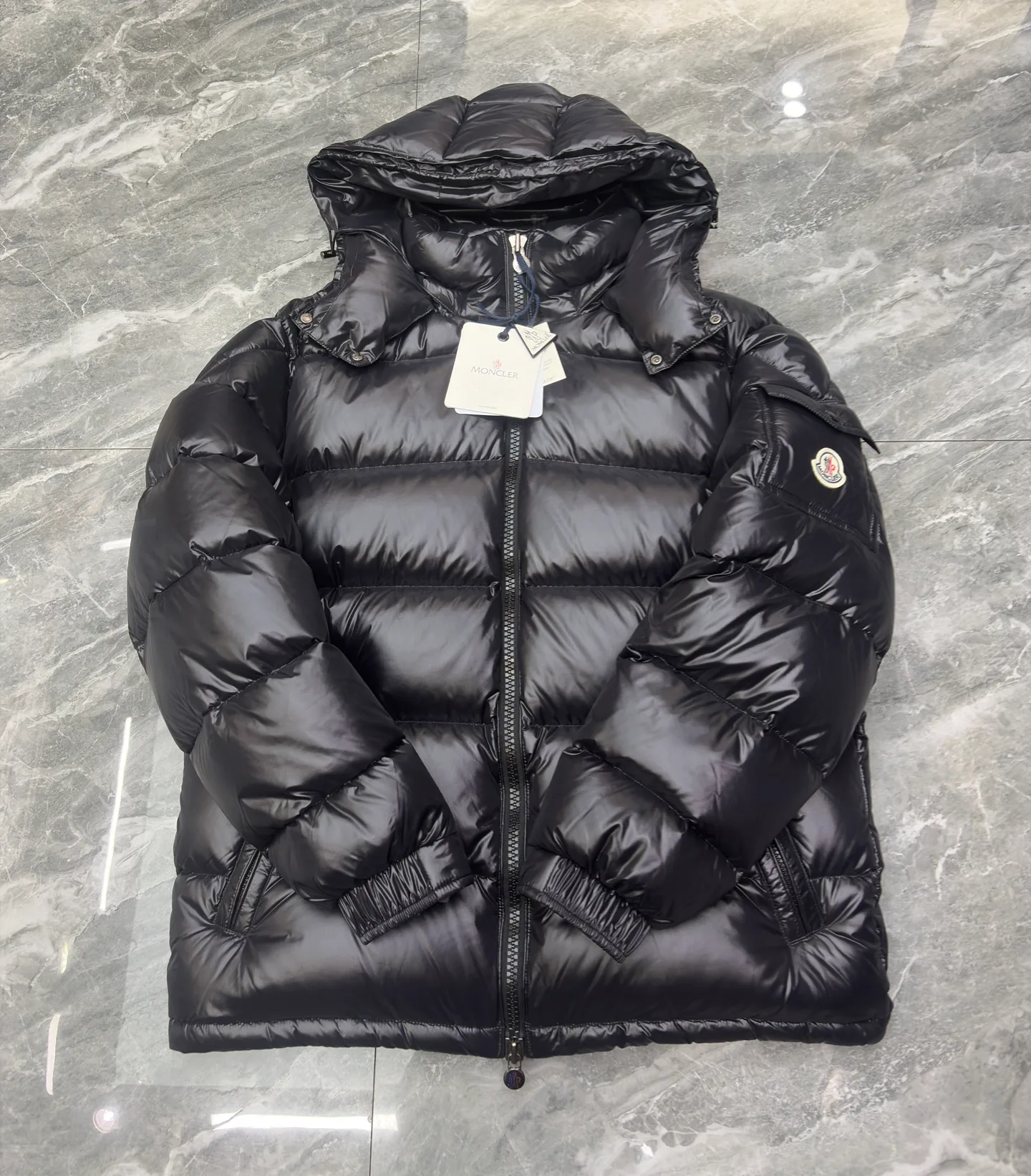 Куртки И Пуховики Женские Moncler 17568683
