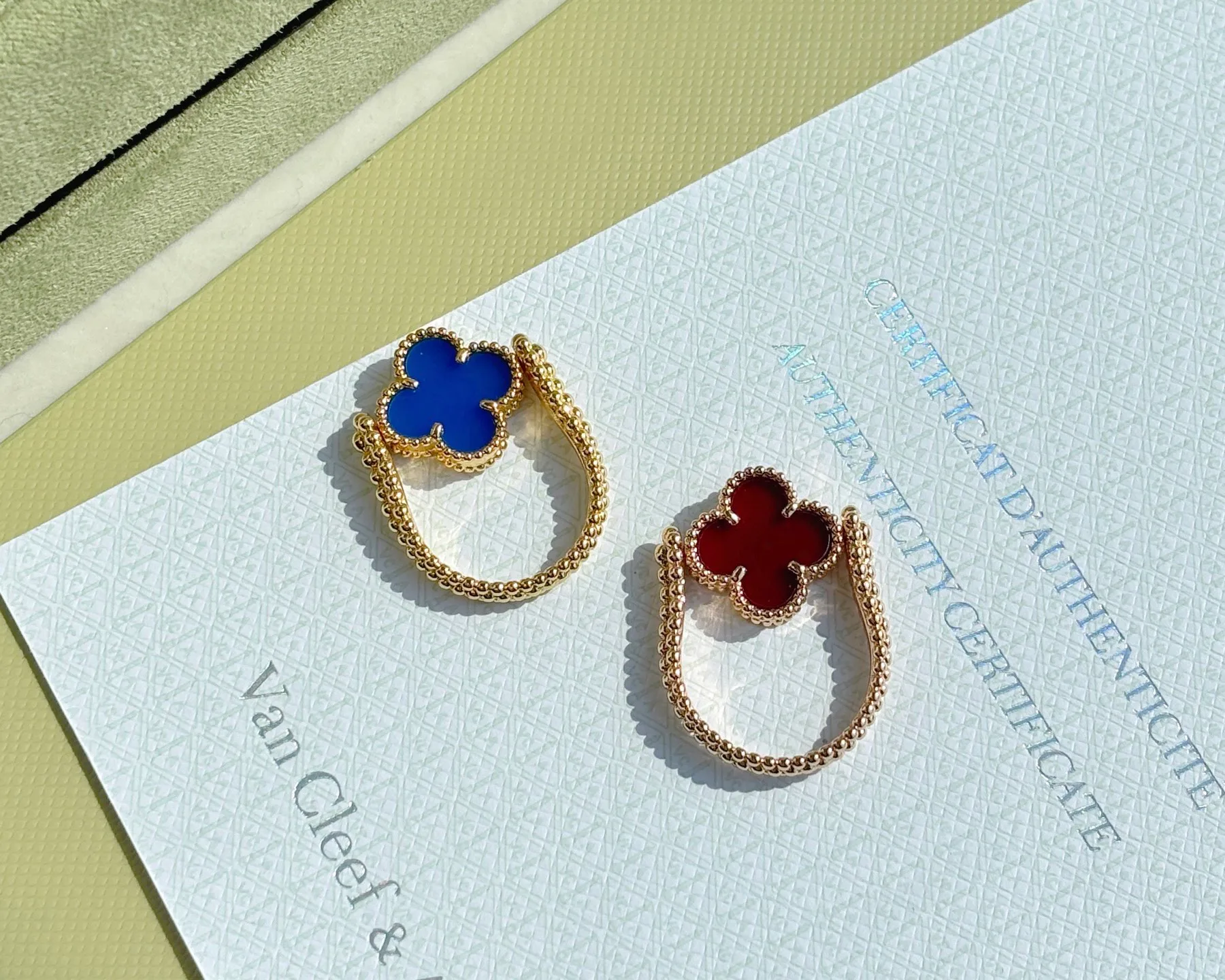 Бижутерия Van Cleef & Arpels 5520159