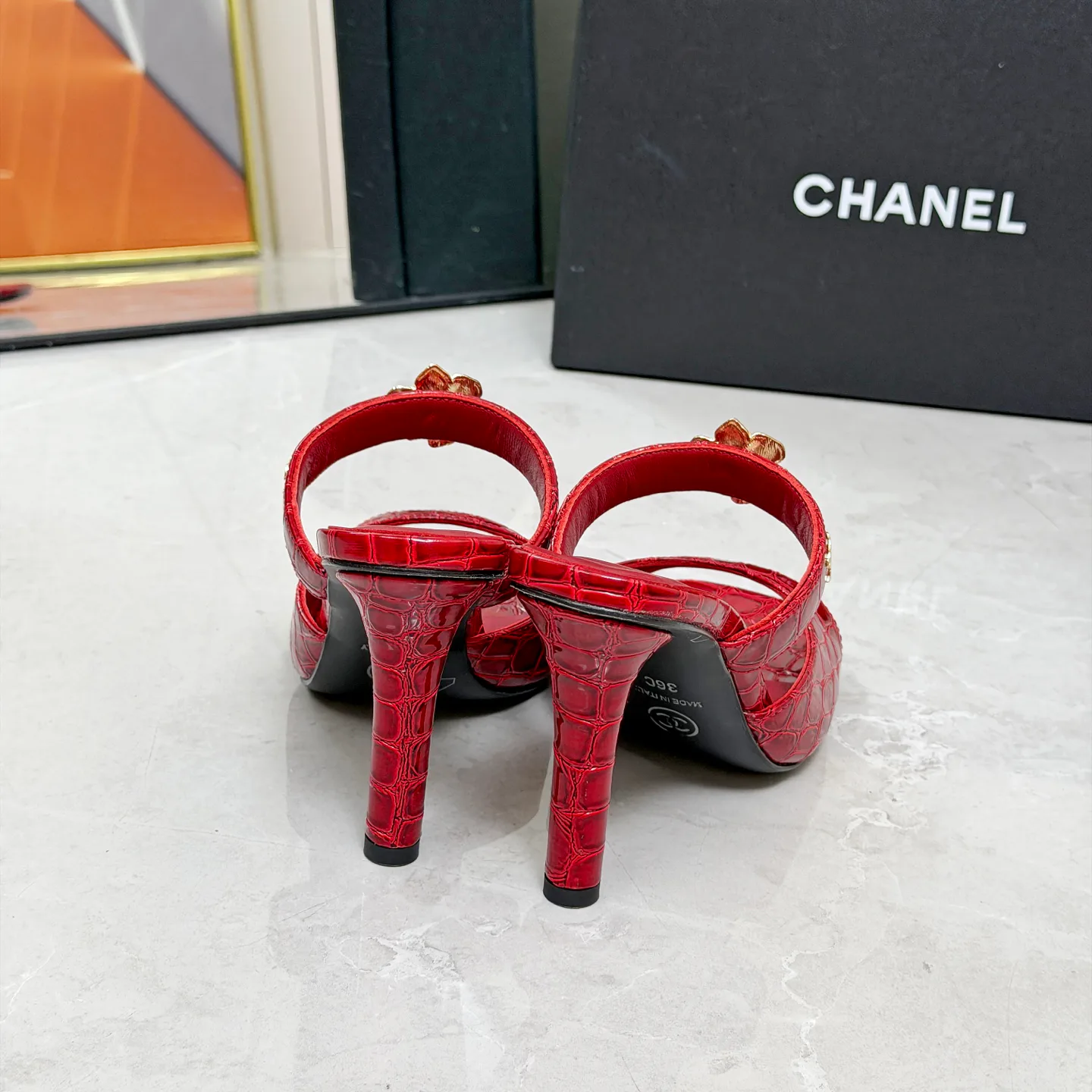 Босоножки Женские Chanel 17335034