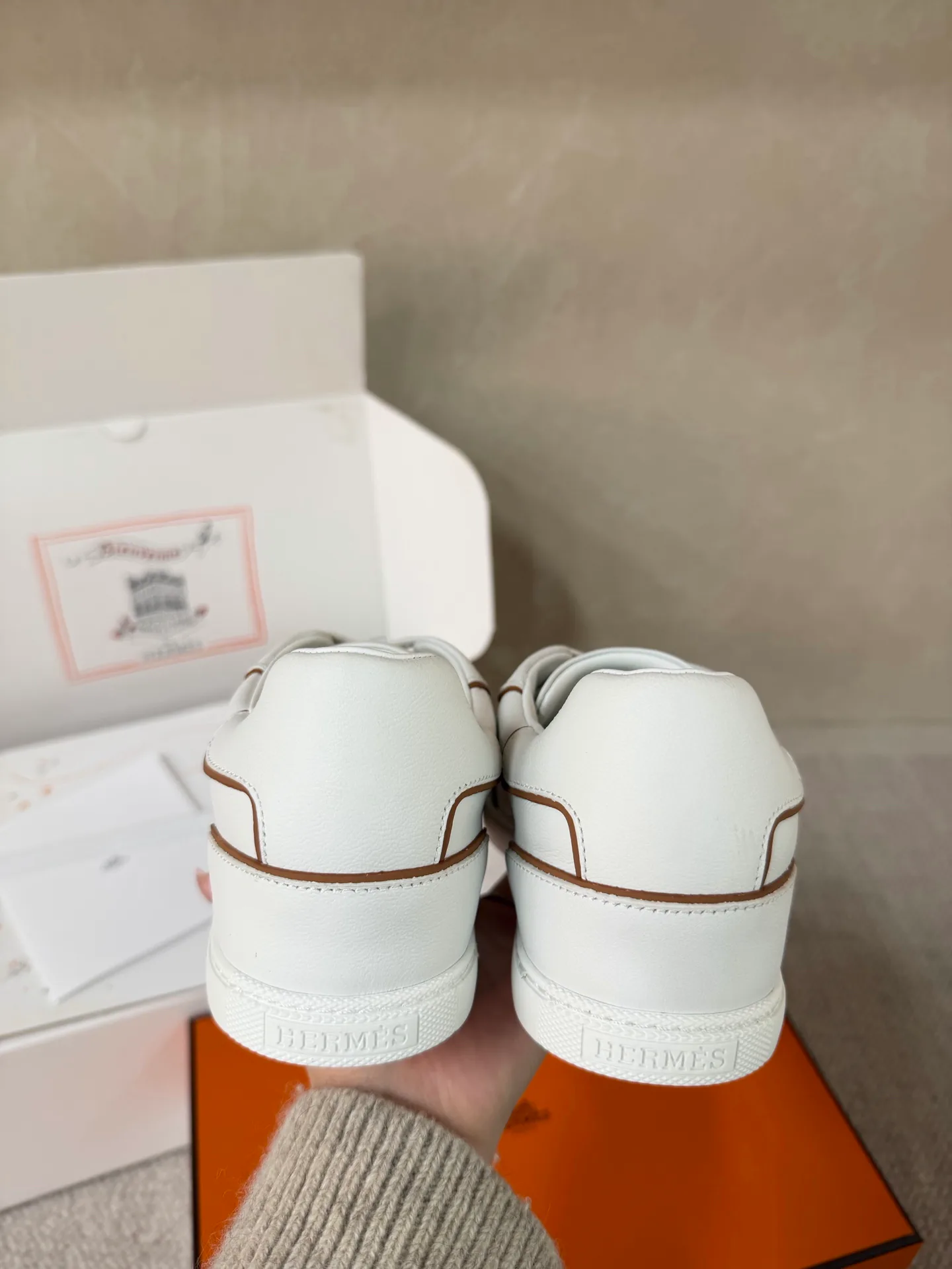 Кроссовки Женские Hermes 1559794