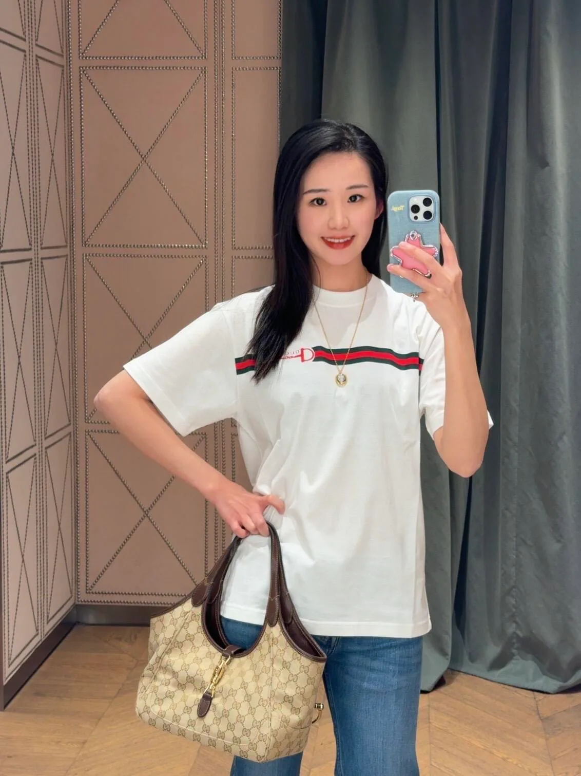 Футболки Женские Gucci 3915196