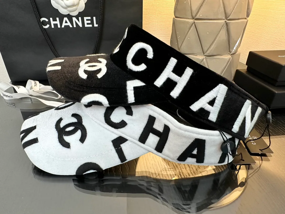 Головные Уборы Chanel 10056443