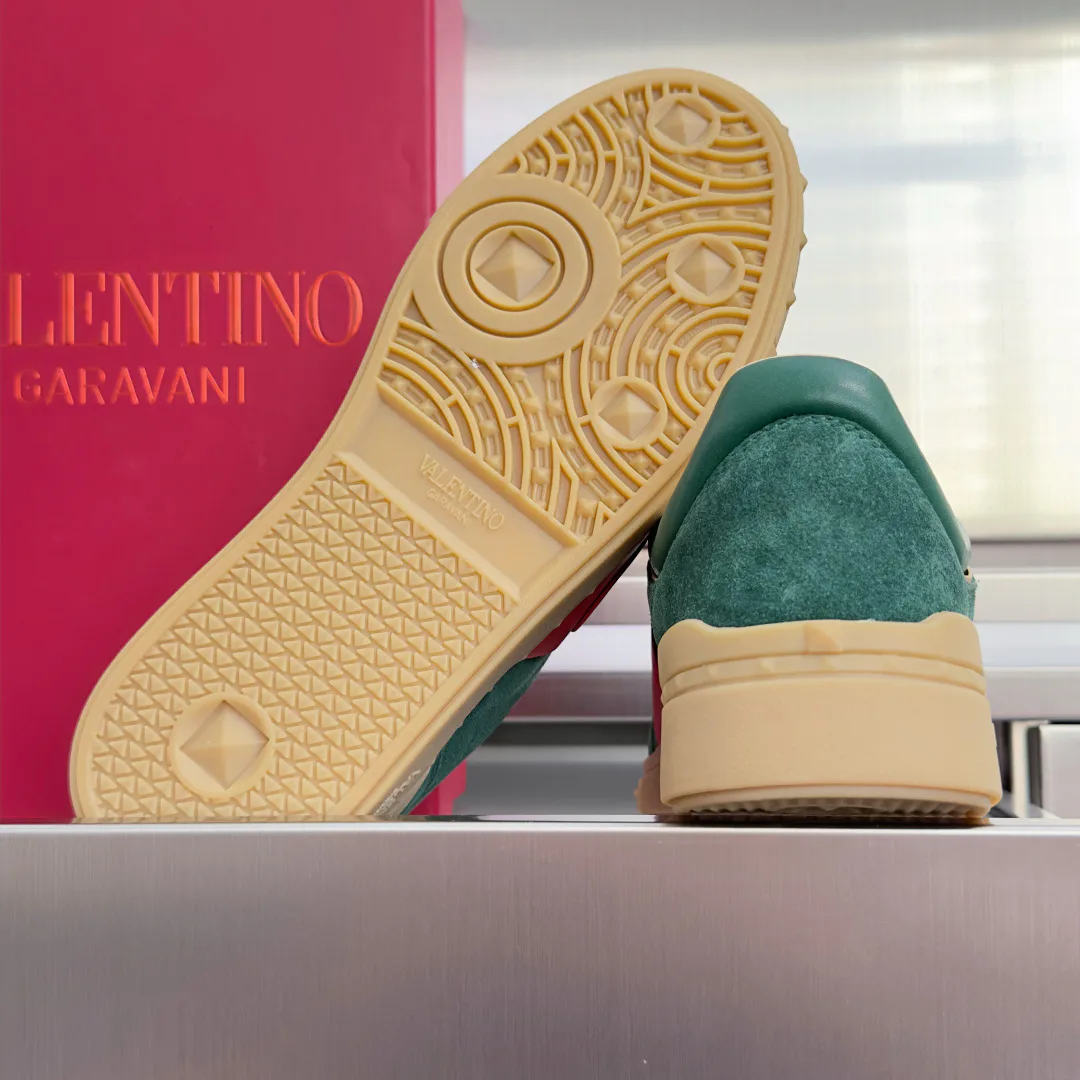 Кроссовки Женские Valentino 19175892