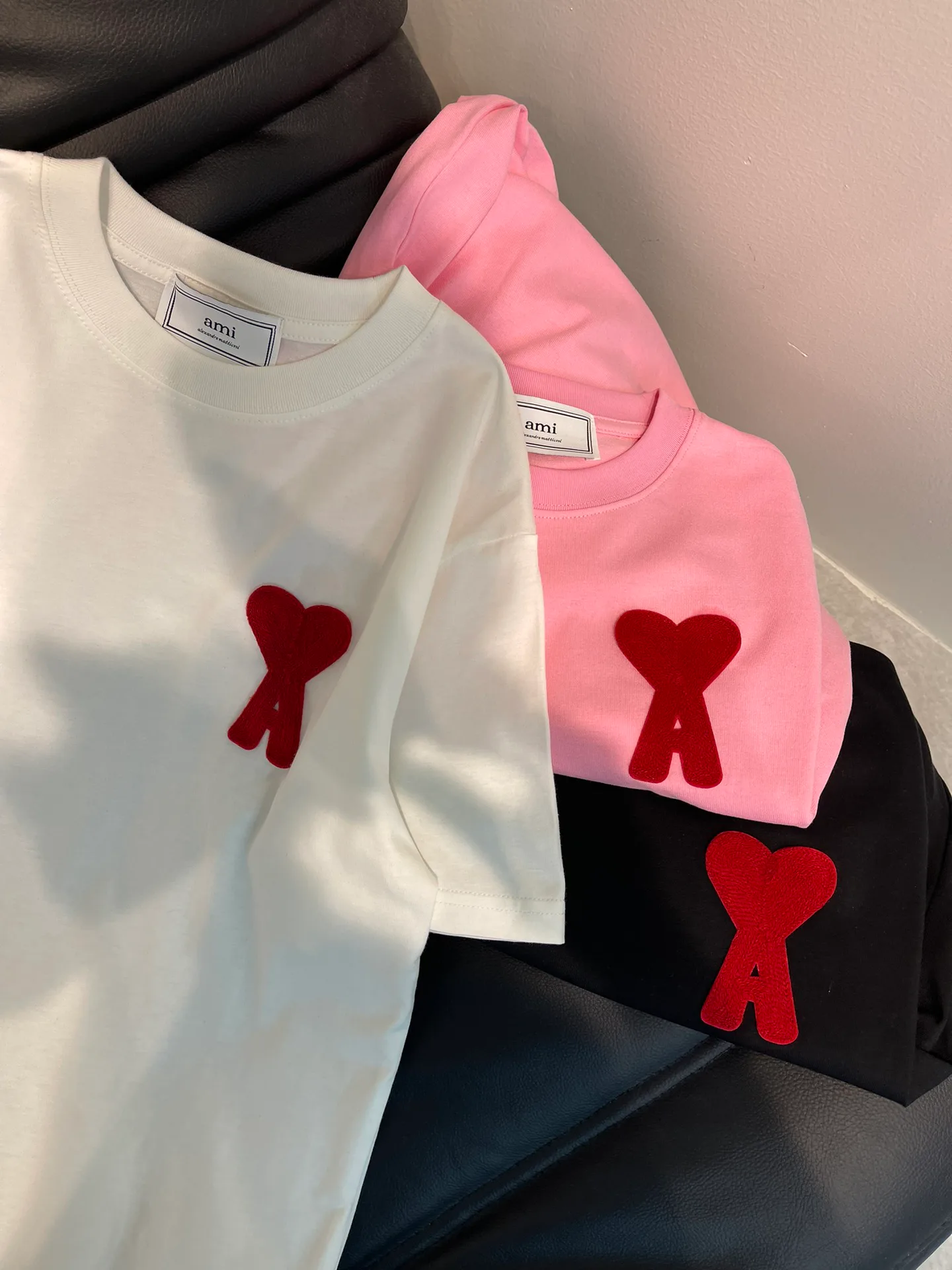 Футболки Женские Ami Paris 18019