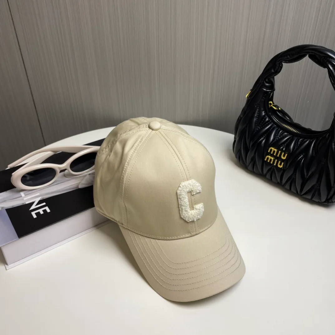 Головные Уборы Celine 13294328