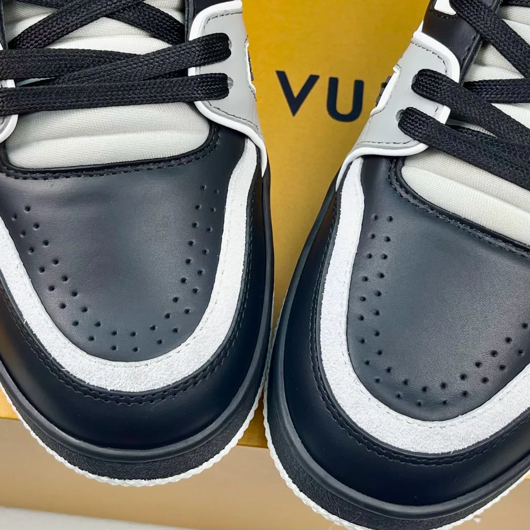 Кроссовки Женские Louis Vuitton 2679374
