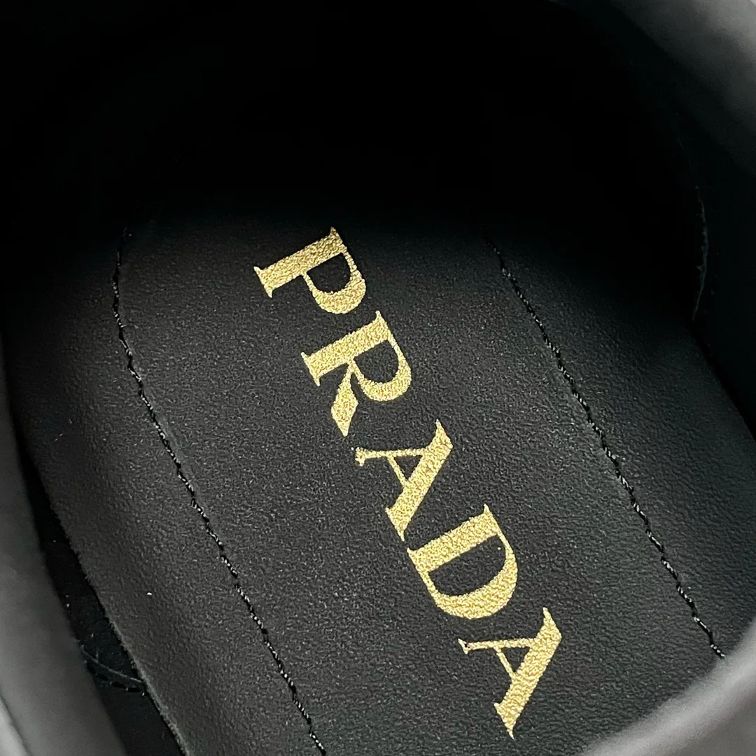 Кроссовки Мужские Prada 11426382