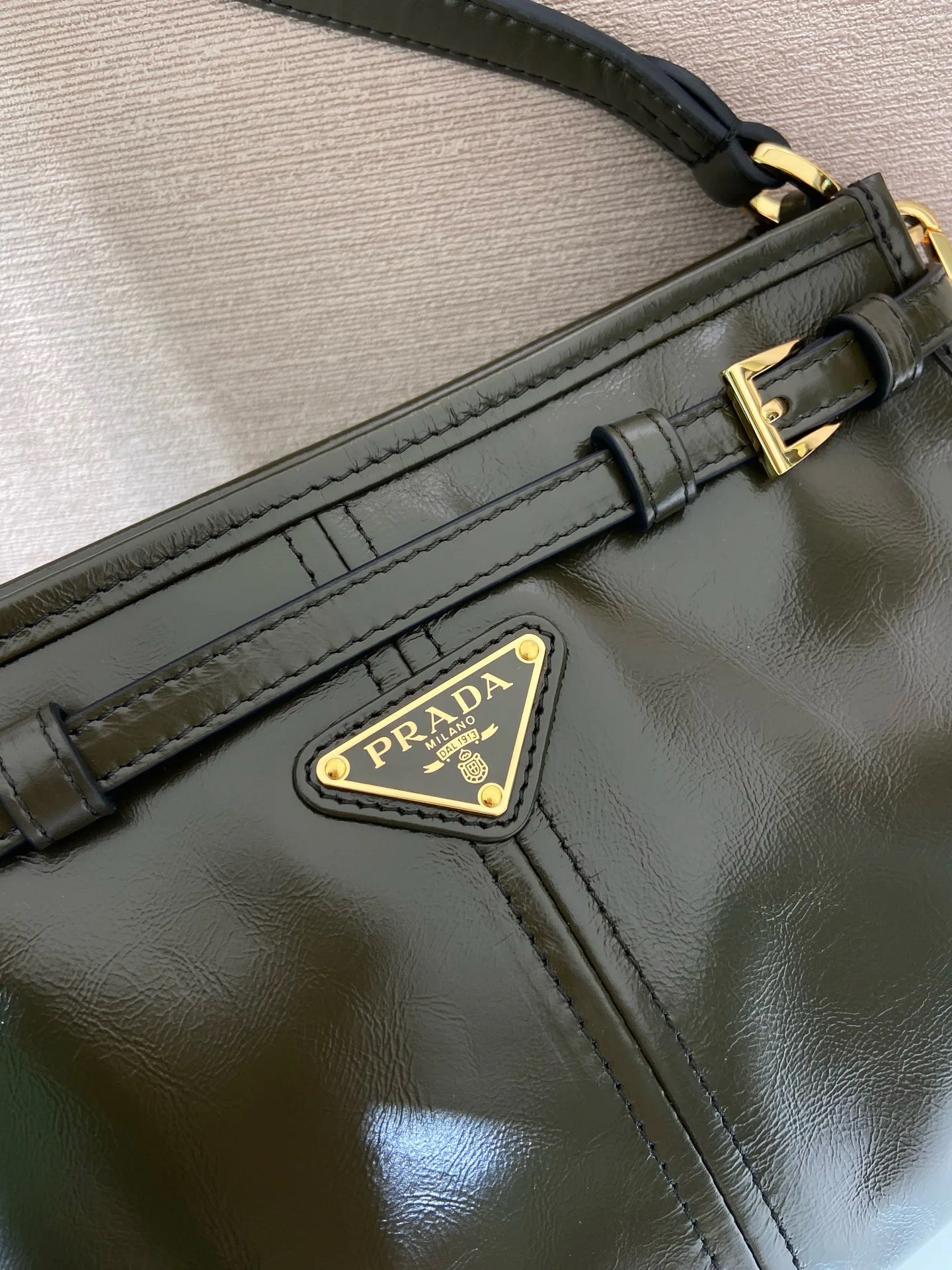 Классические Сумки Женские Prada 18184661