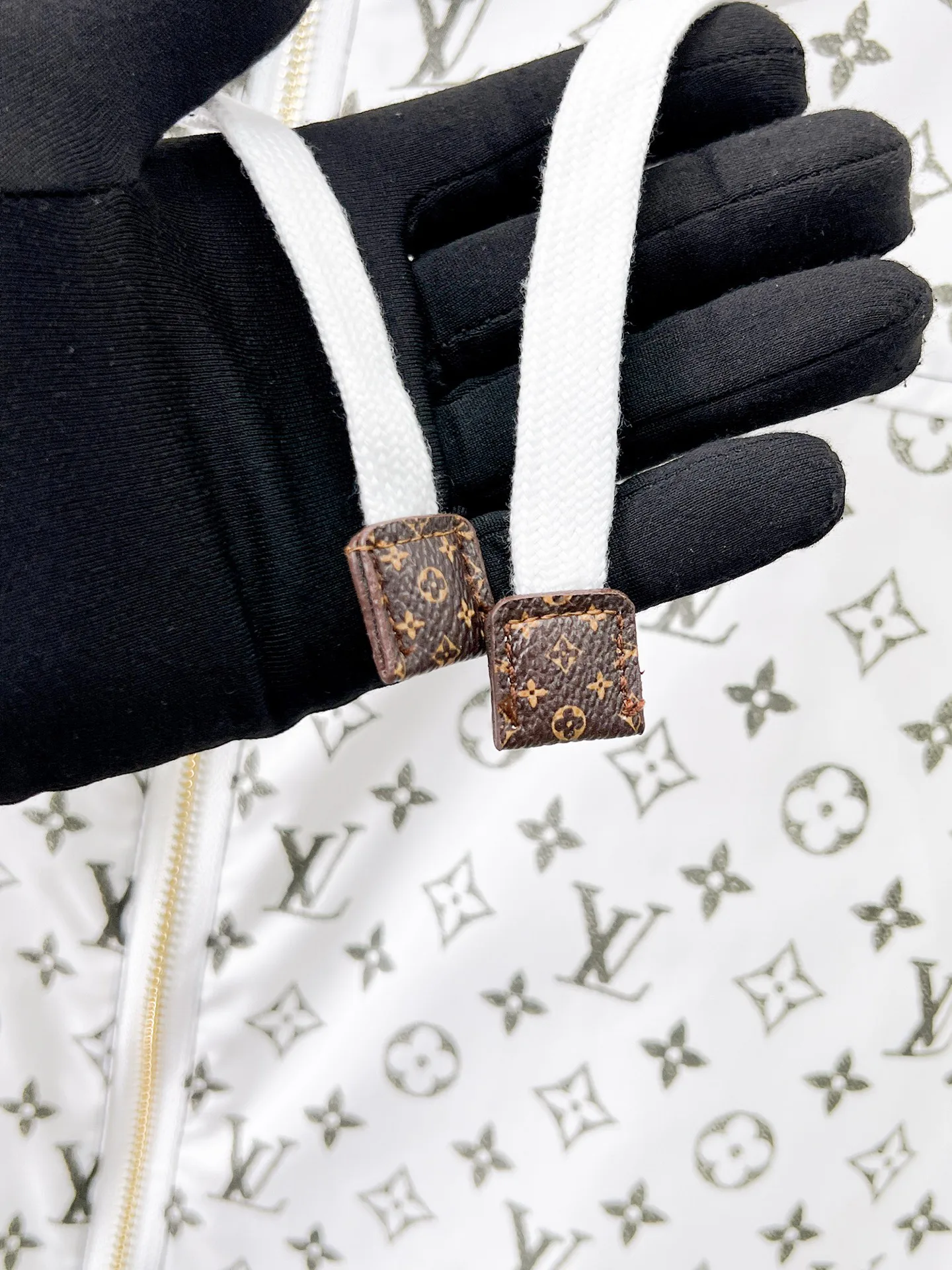 Куртки И Пуховики Мужские Louis Vuitton 18191460