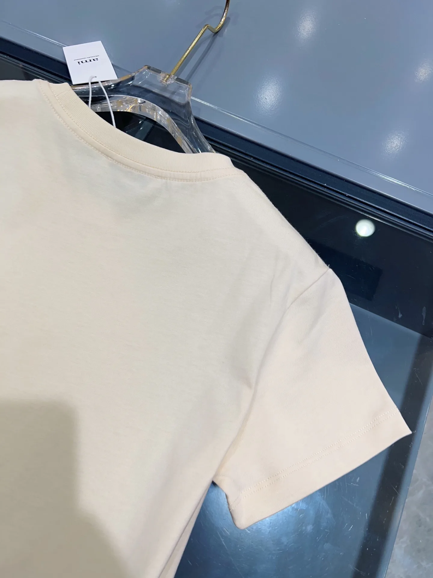 Футболки Женские Ami Paris 1696612