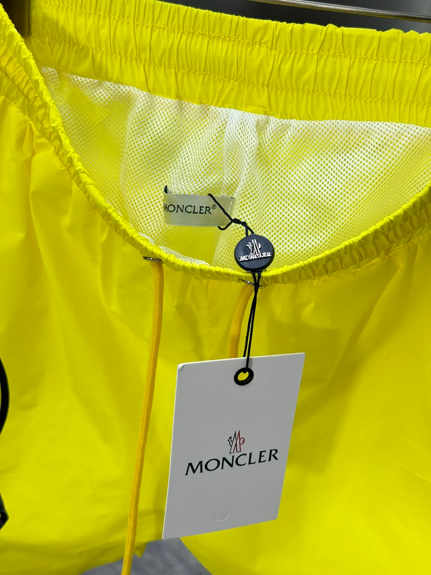 Шорты Мужские Moncler 11280089