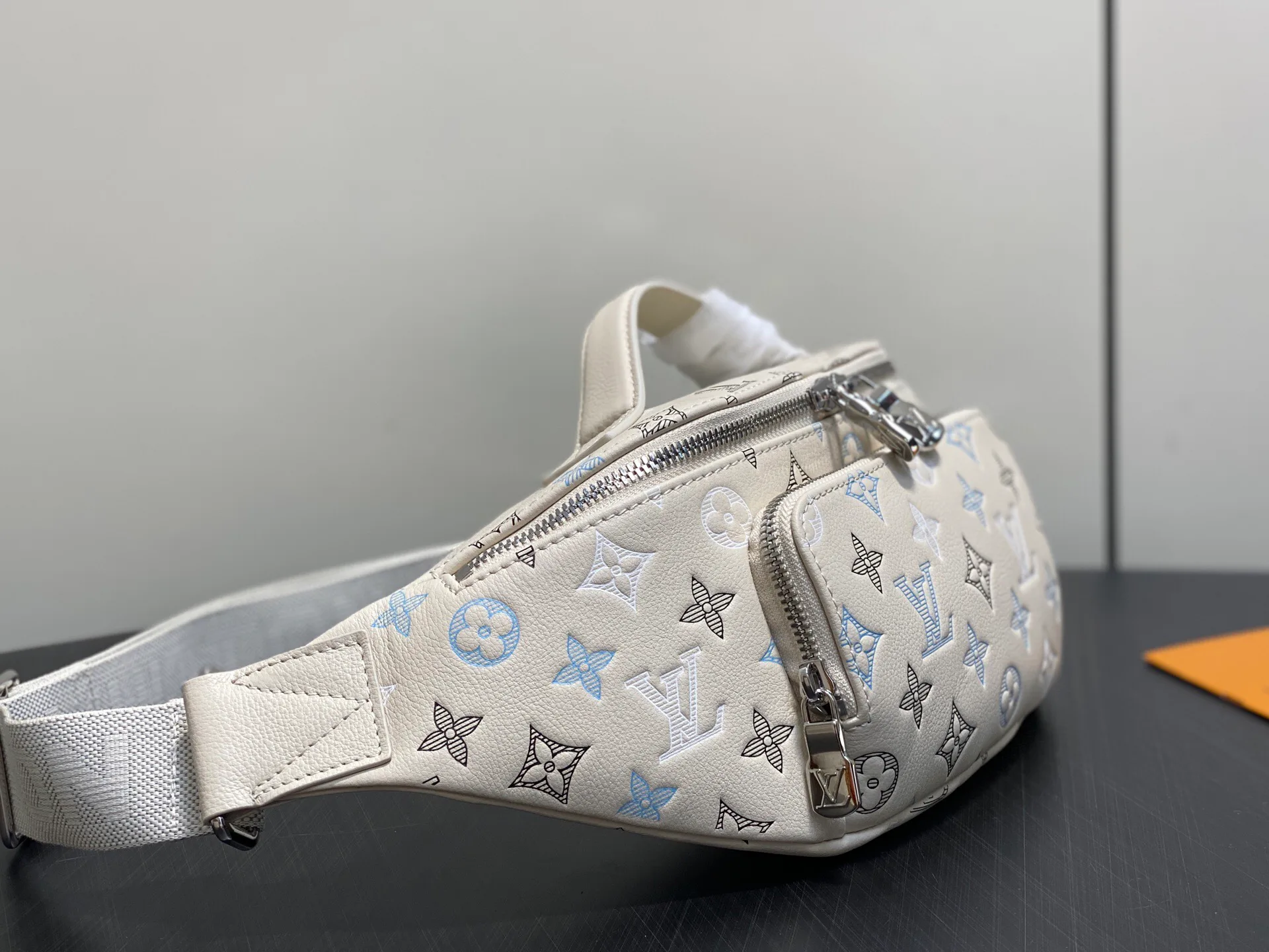 Поясные Сумки Мужские Louis Vuitton 13773091