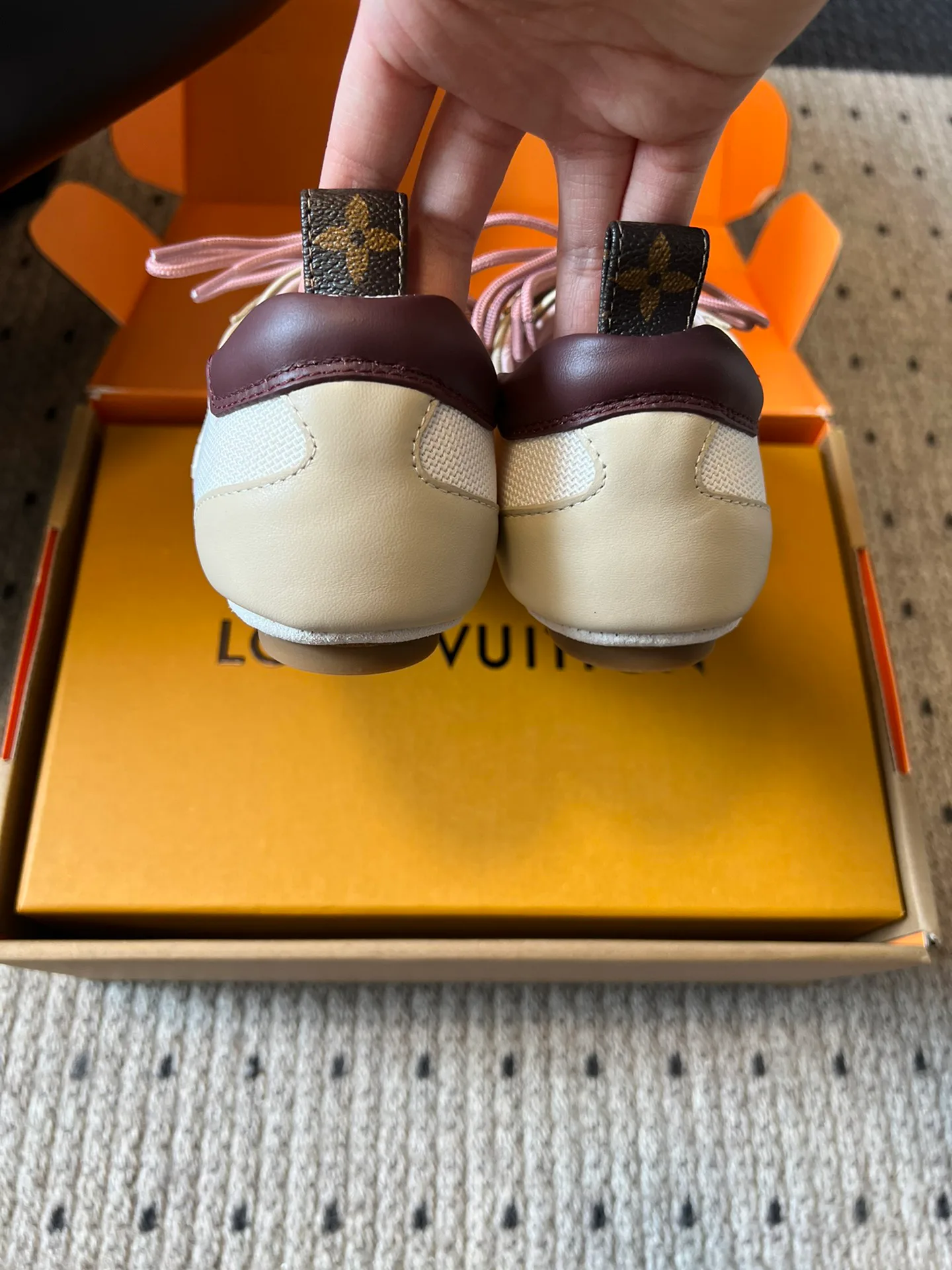 Кроссовки Женские Louis Vuitton 51415
