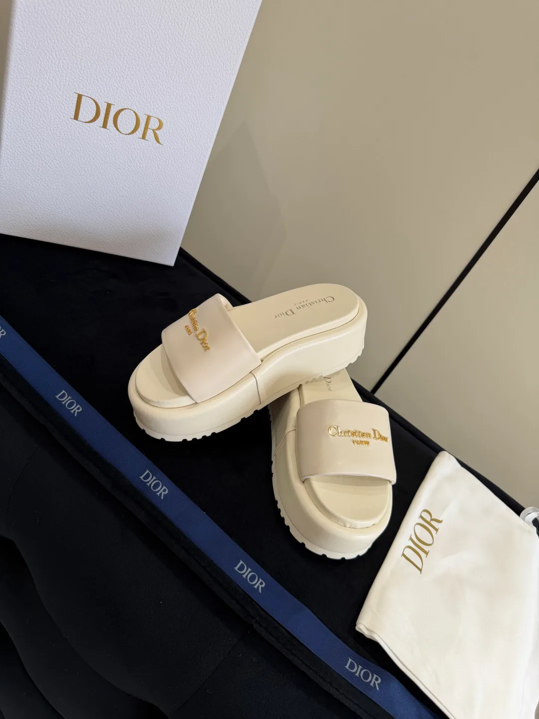 Шлепанцы Женские Christian Dior 11497624