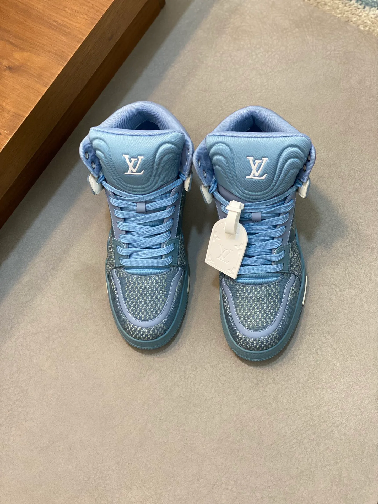 Кроссовки Мужские Louis Vuitton 1483822