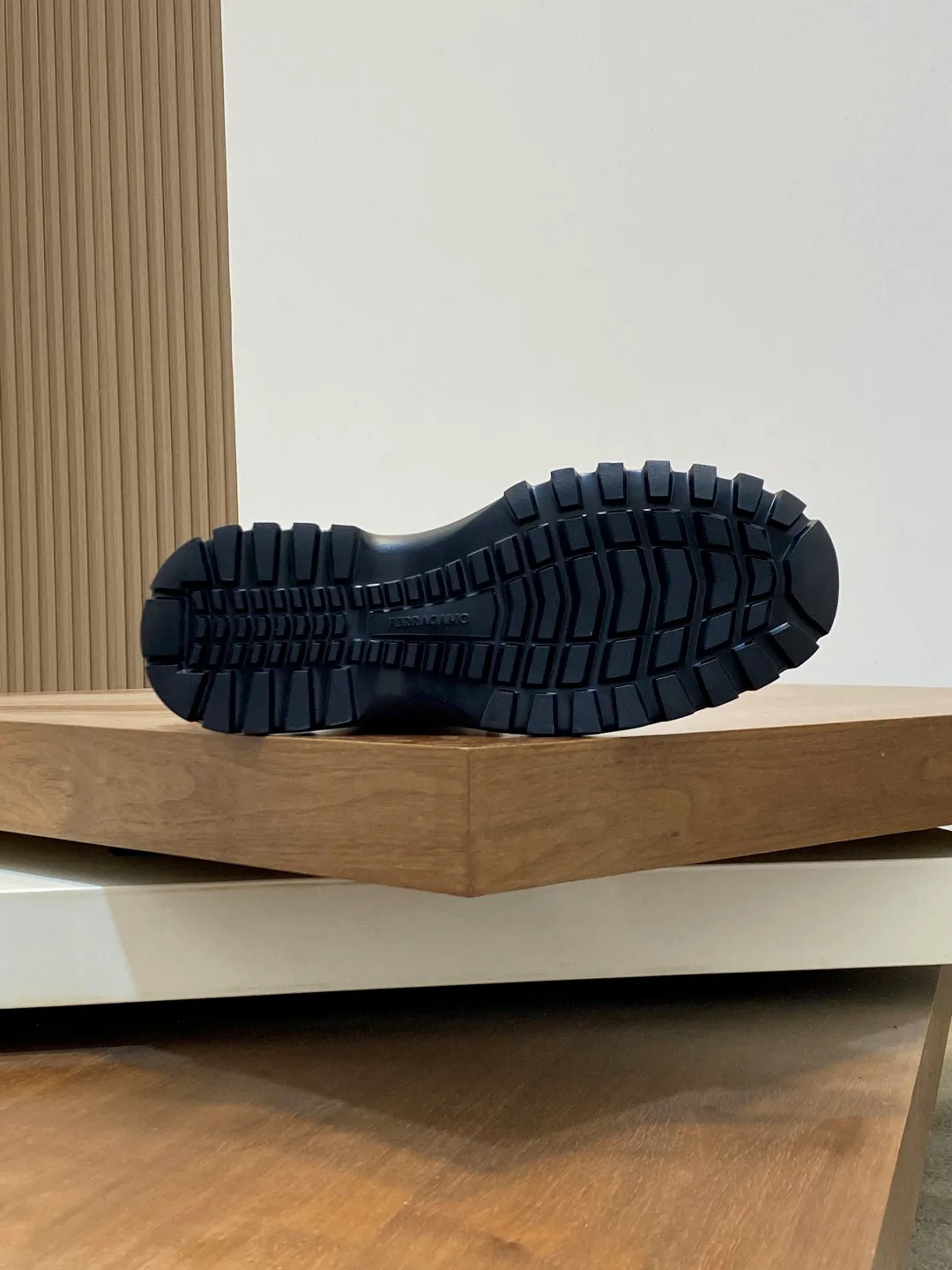 Ботинки Мужские Salvatore Ferragamo 240202