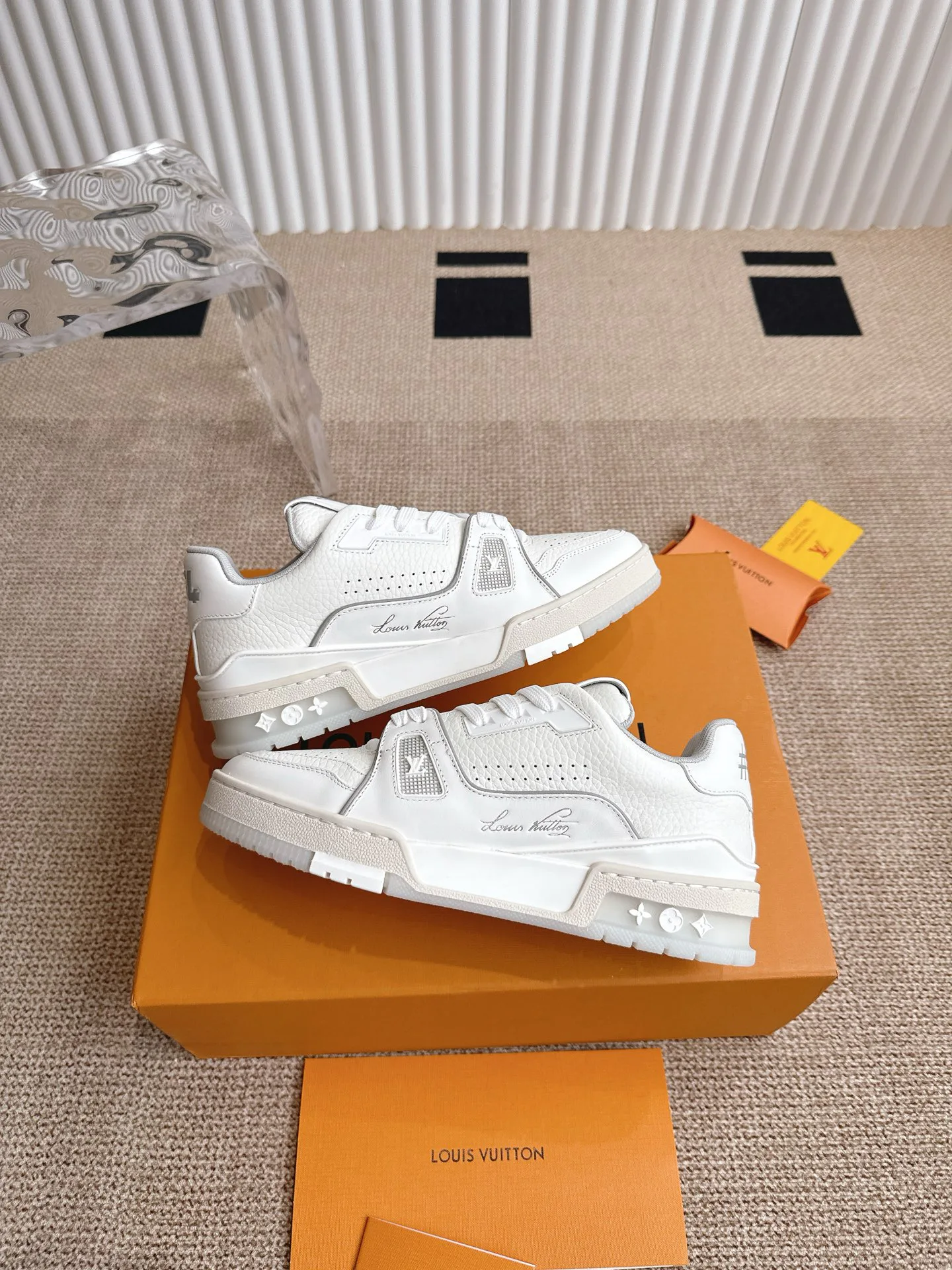 Кроссовки Женские Louis Vuitton 5940544