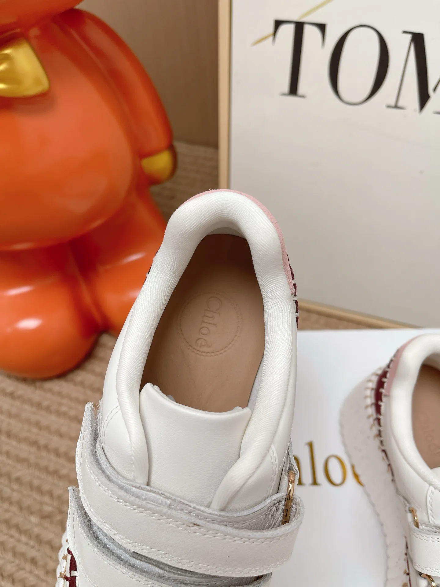 Кроссовки Женские Chloe 16892222