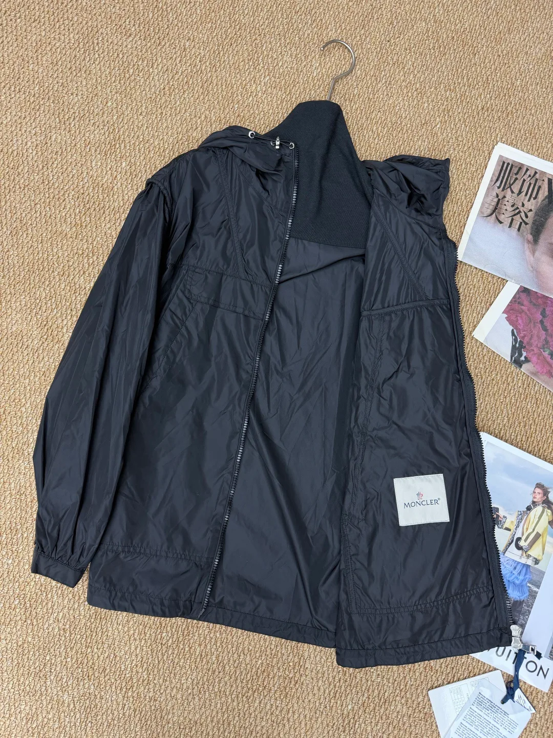 Куртки И Пуховики Женские Moncler 13153897