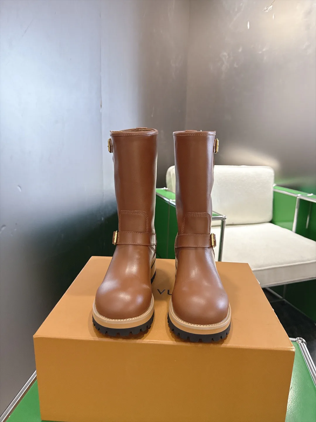 Ботинки Женские Louis Vuitton 18053350