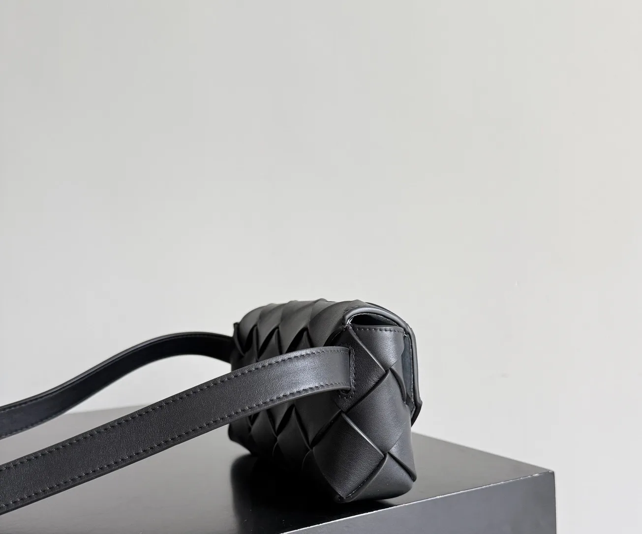 Поясные Сумки Женские Bottega Veneta 14321812