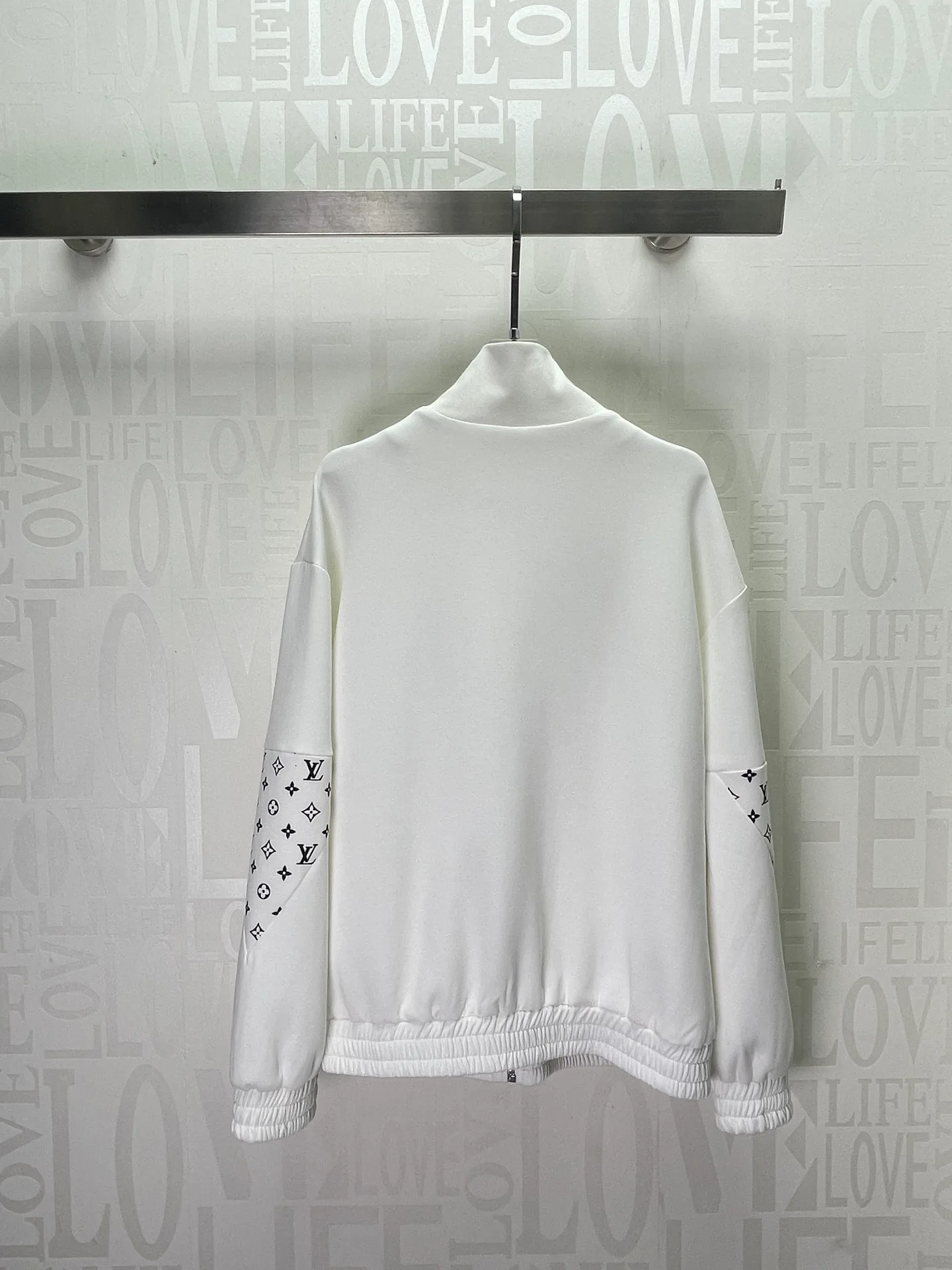 Костюмы Женские Louis Vuitton 950525