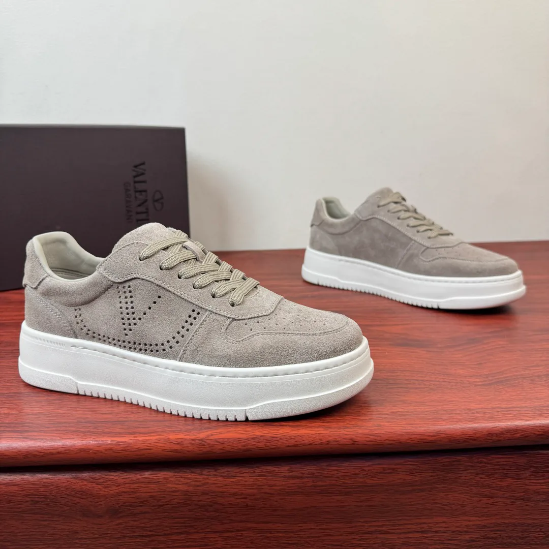 Кроссовки Мужские Valentino 13435981