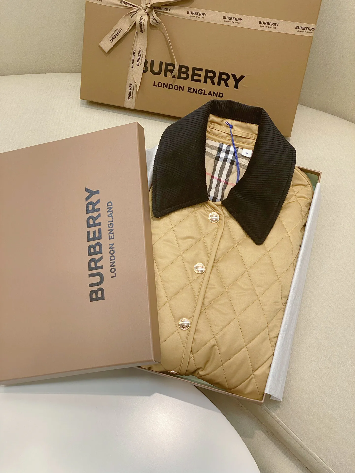Куртки И Пуховики Женские Burberry 2420430