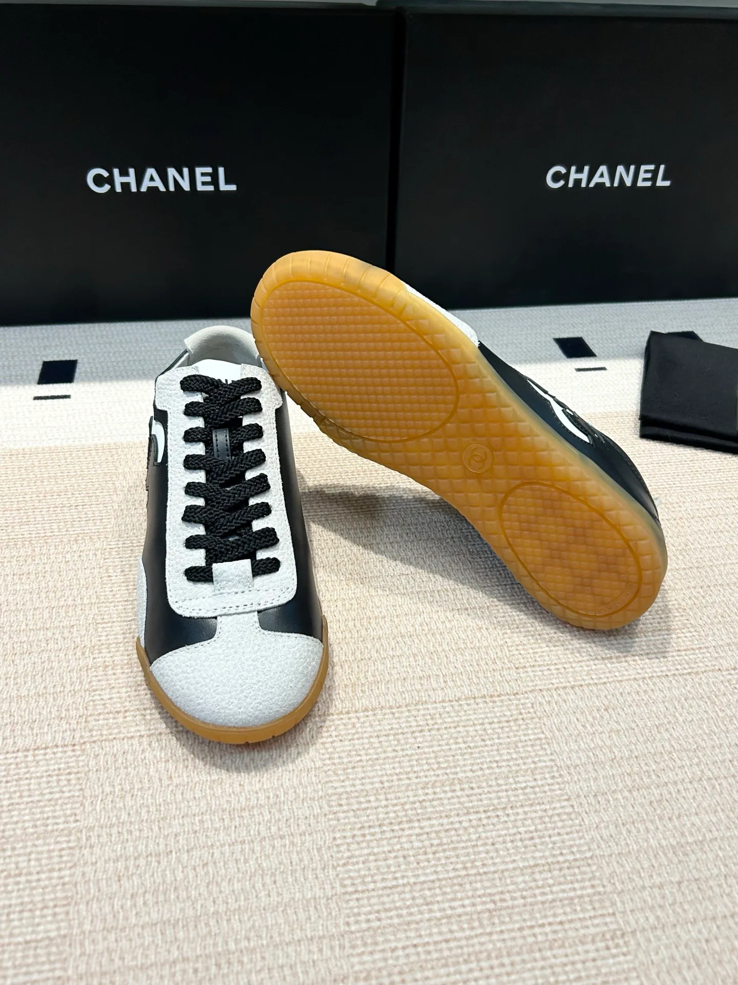 Кроссовки Женские Chanel 1883503