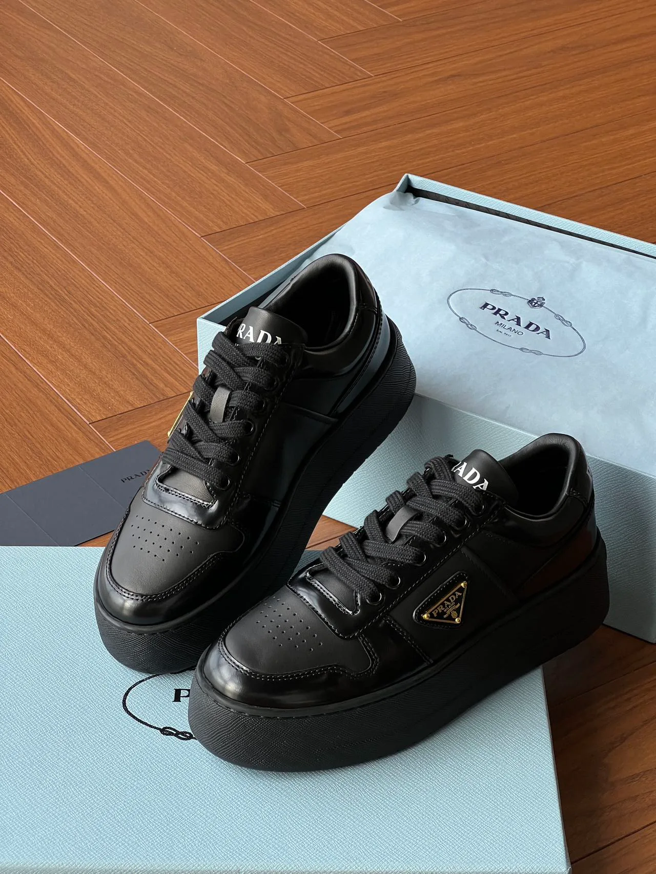 Кроссовки Женские Prada 18170787