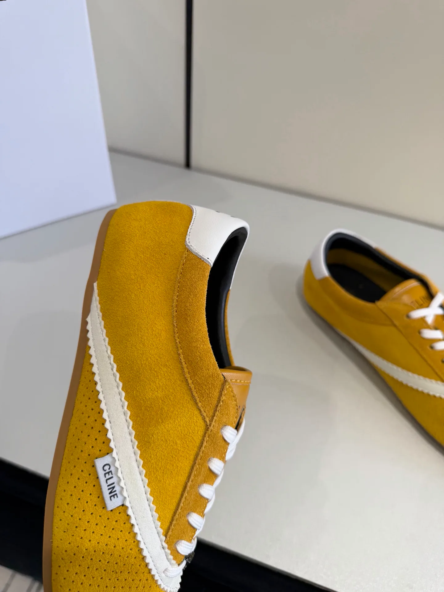 Кроссовки Женские Celine 17977148