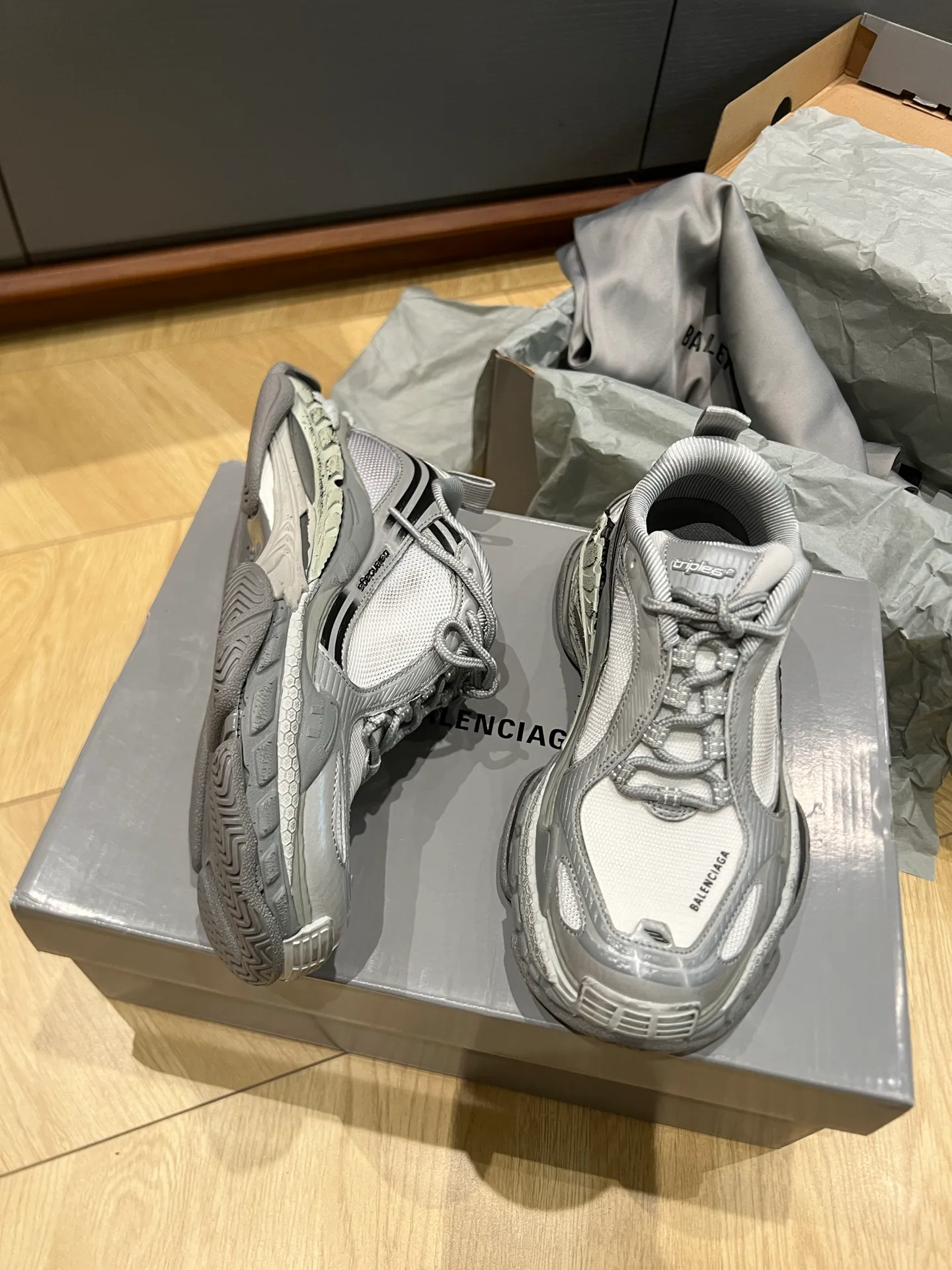 Кроссовки Женские Balenciaga 14622626