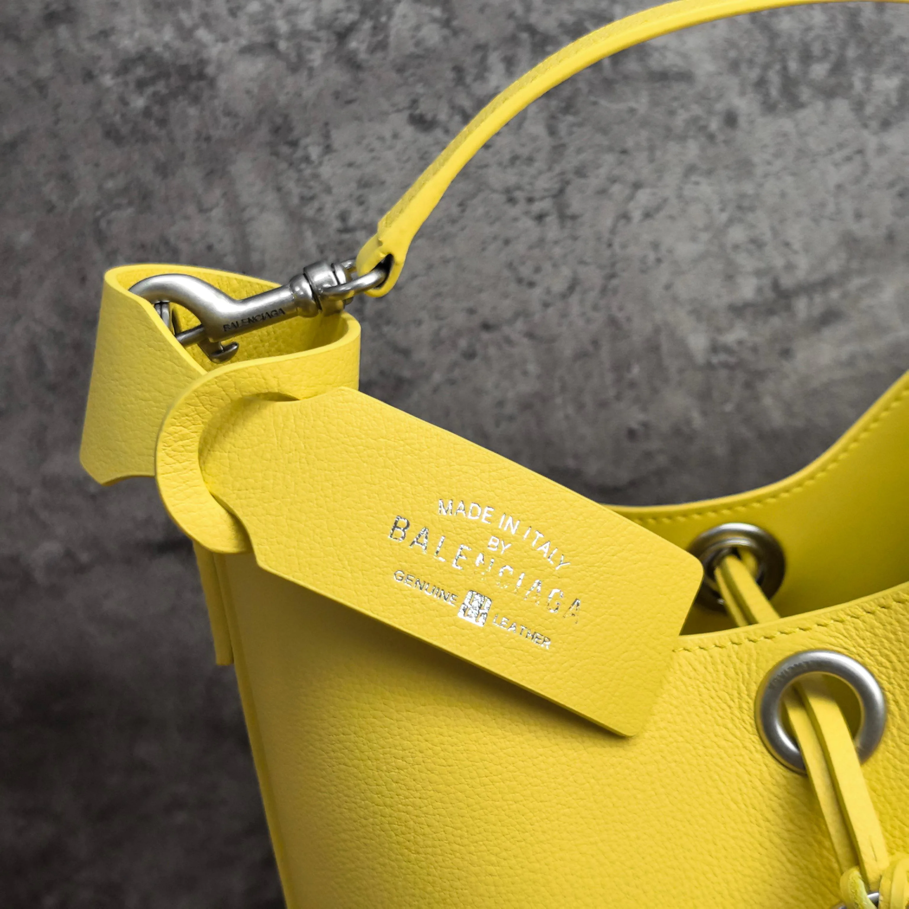 Классические Сумки Женские Balenciaga 12669069