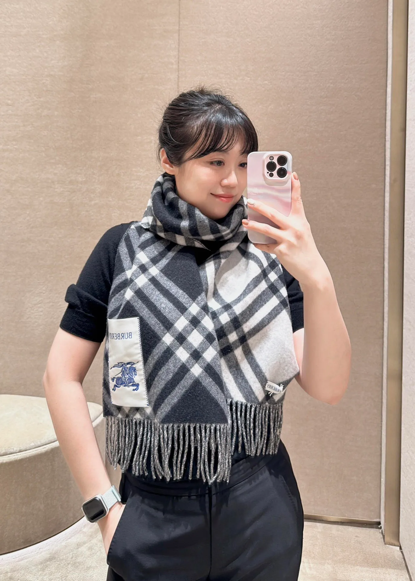 Шарфы Burberry 3801