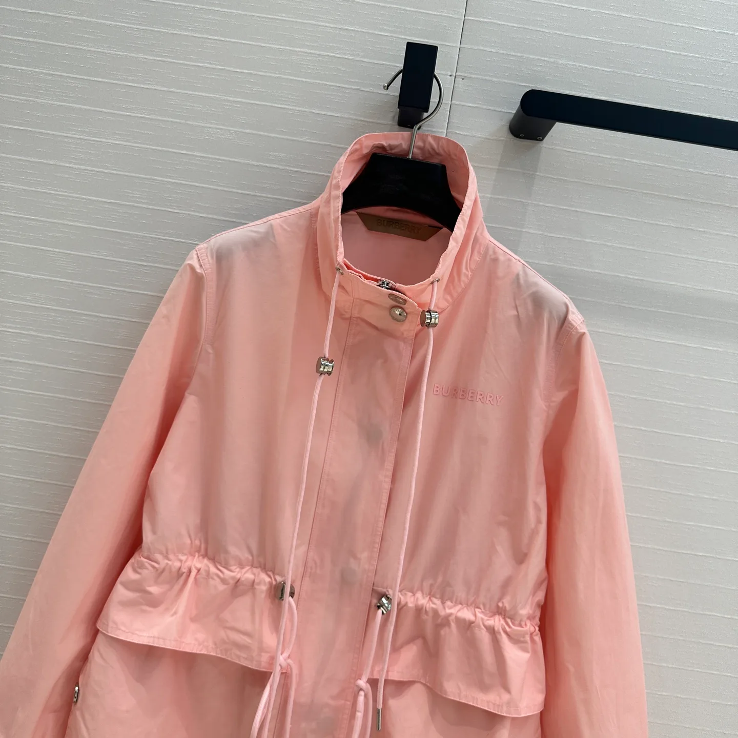 Куртки И Пуховики Женские Burberry 11888739