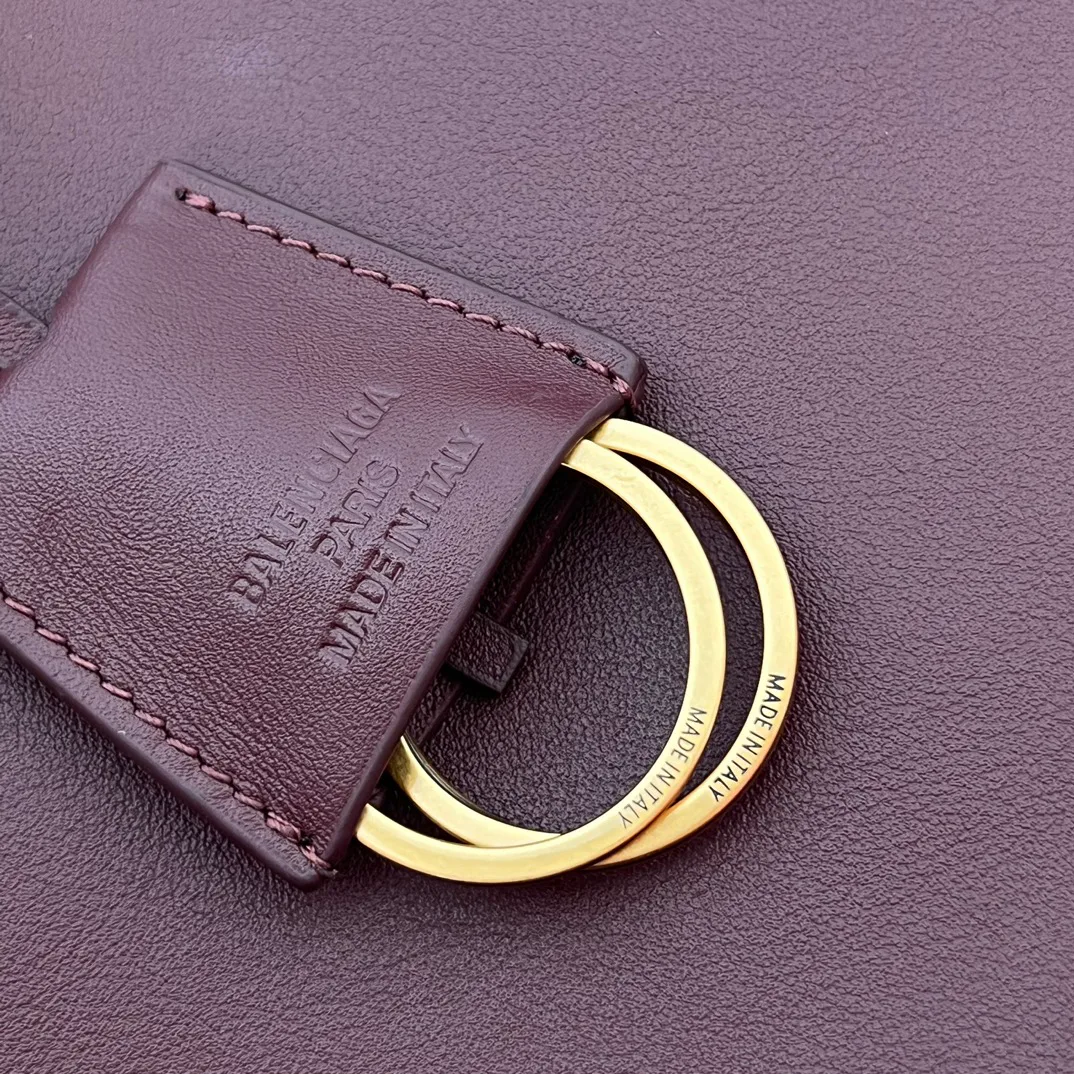 Классические Сумки Женские Balenciaga 11524760