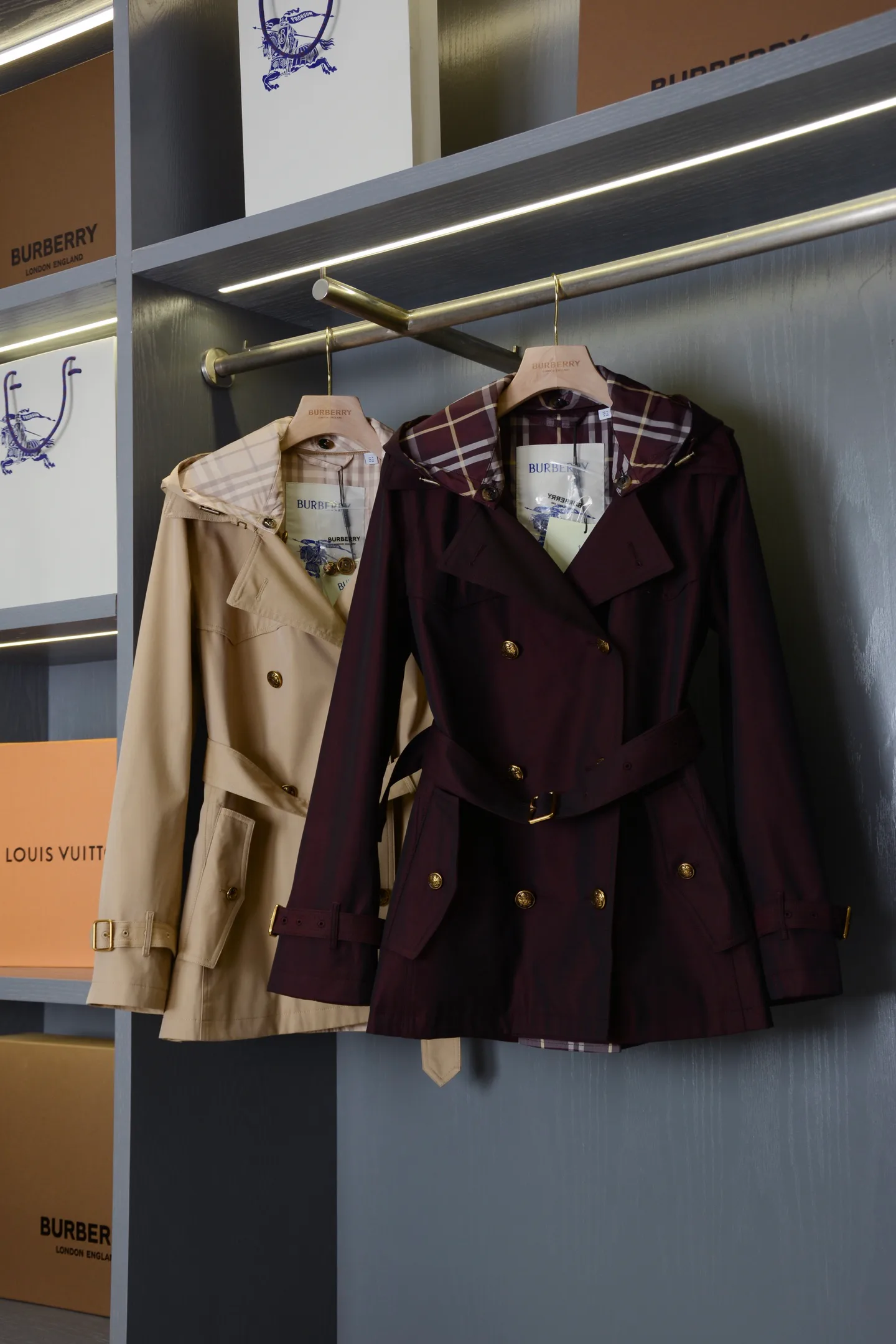 Тренчи Женские Burberry 17906698