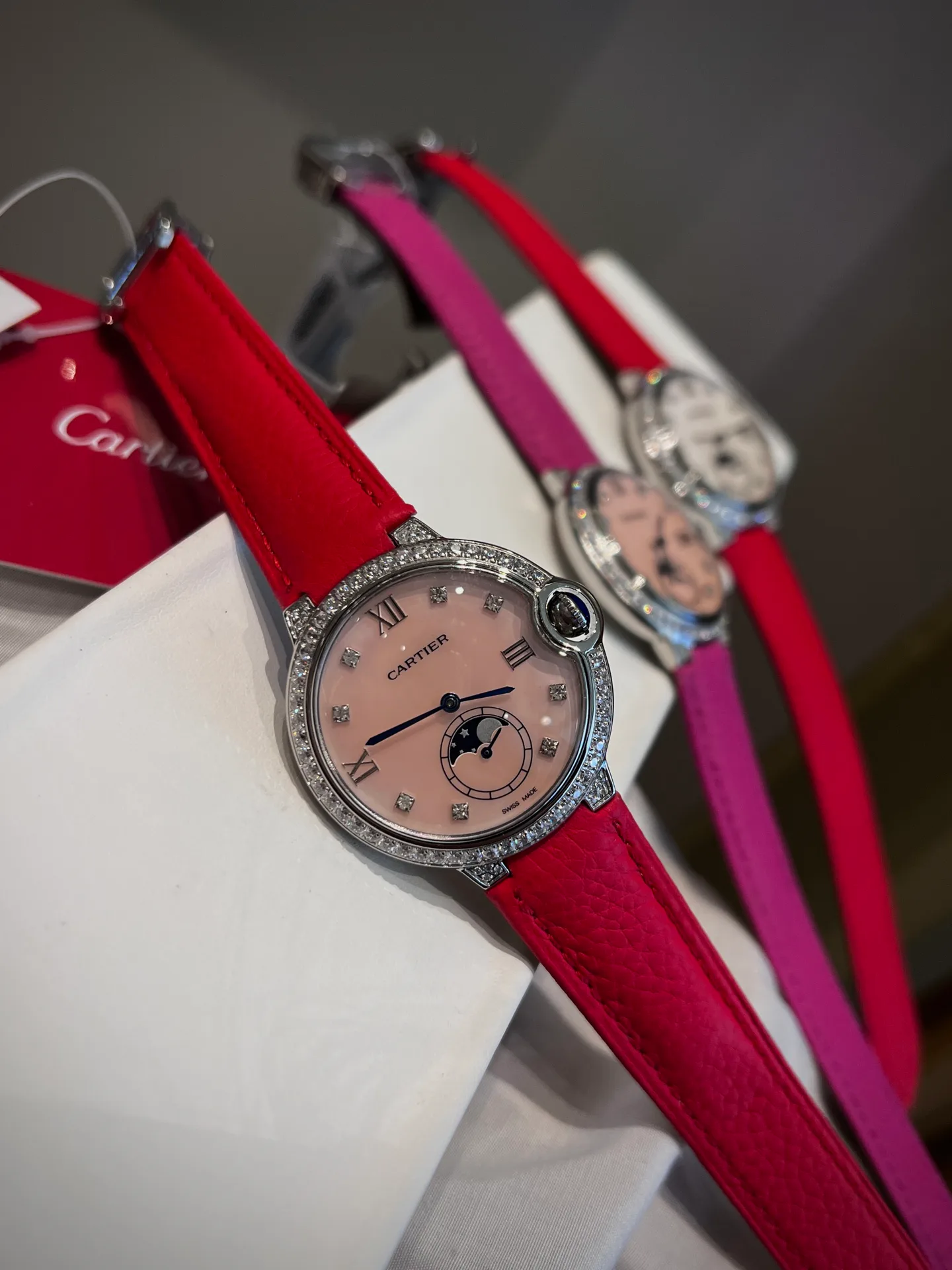Часы Женские Cartier 17812113