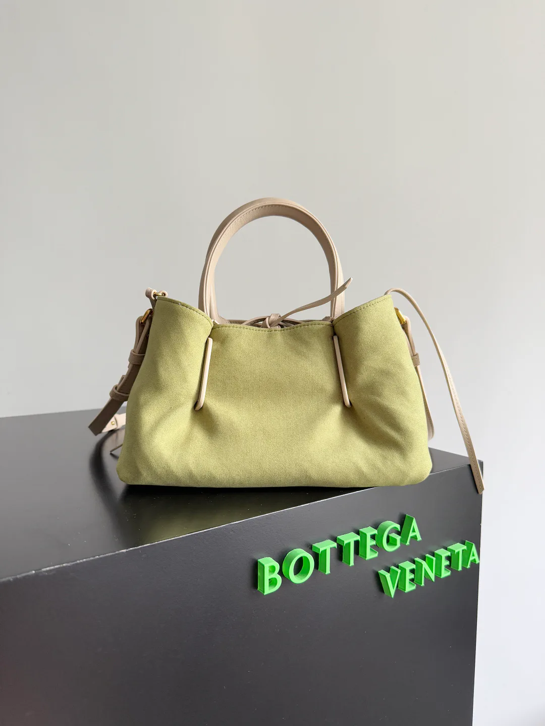 Классические Сумки Женские Bottega Veneta 11023526