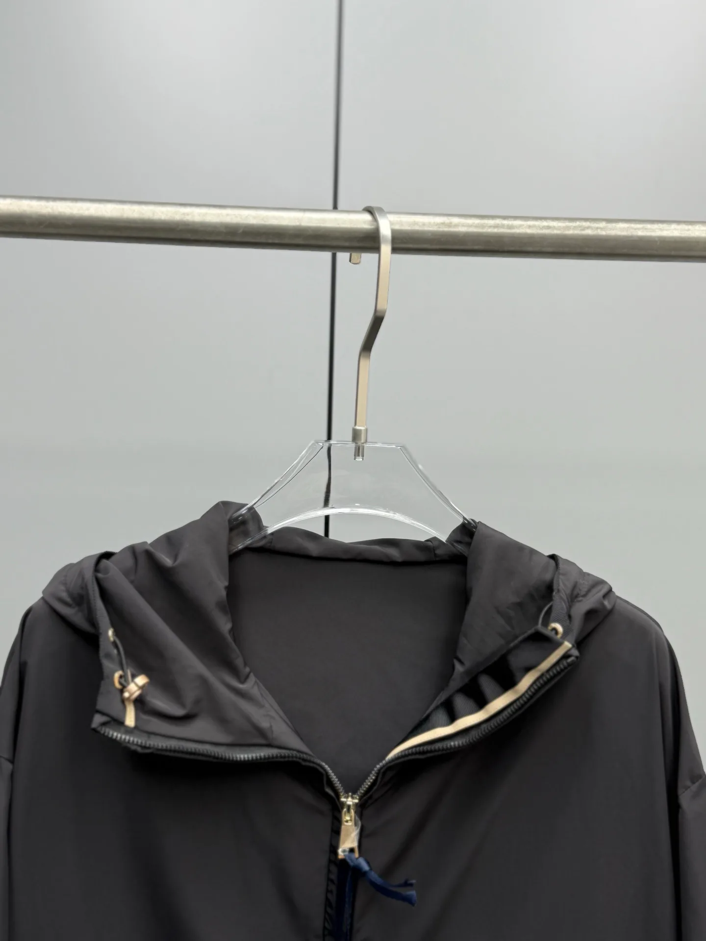 Куртки И Пуховики Женские Moncler 11012025