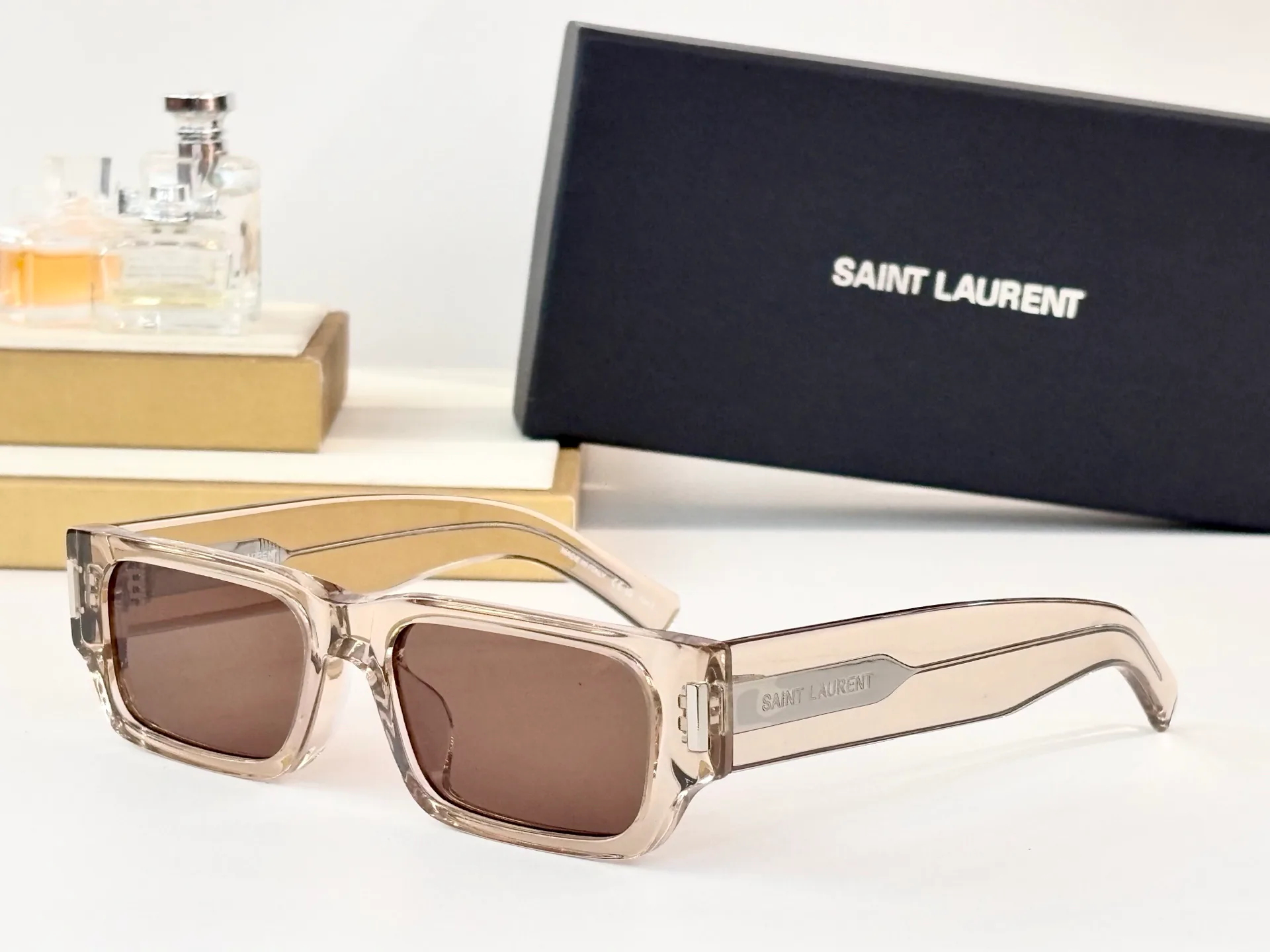 Очки Saint Laurent 12564451