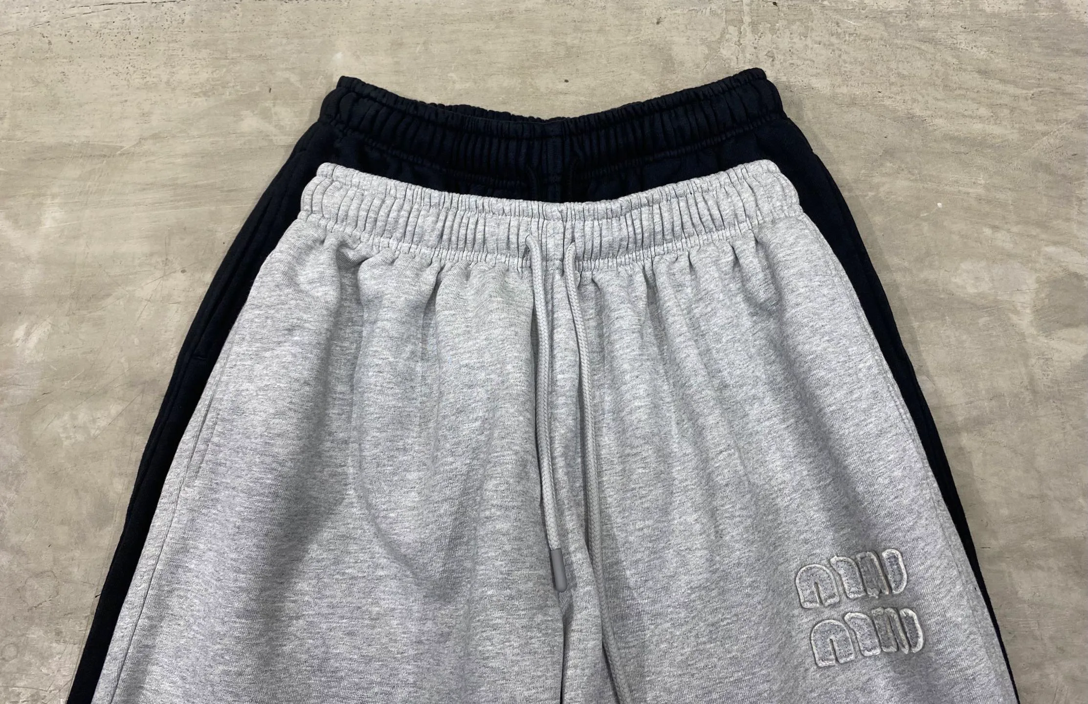 Брюки Женские Miu Miu 687189