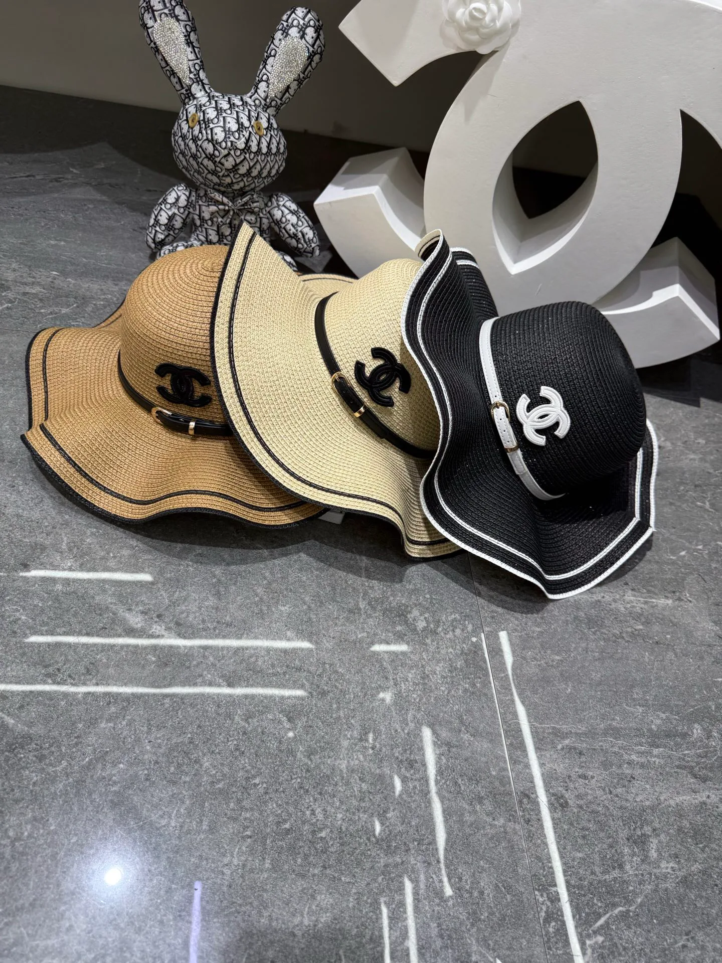 Головные Уборы Chanel 13542705