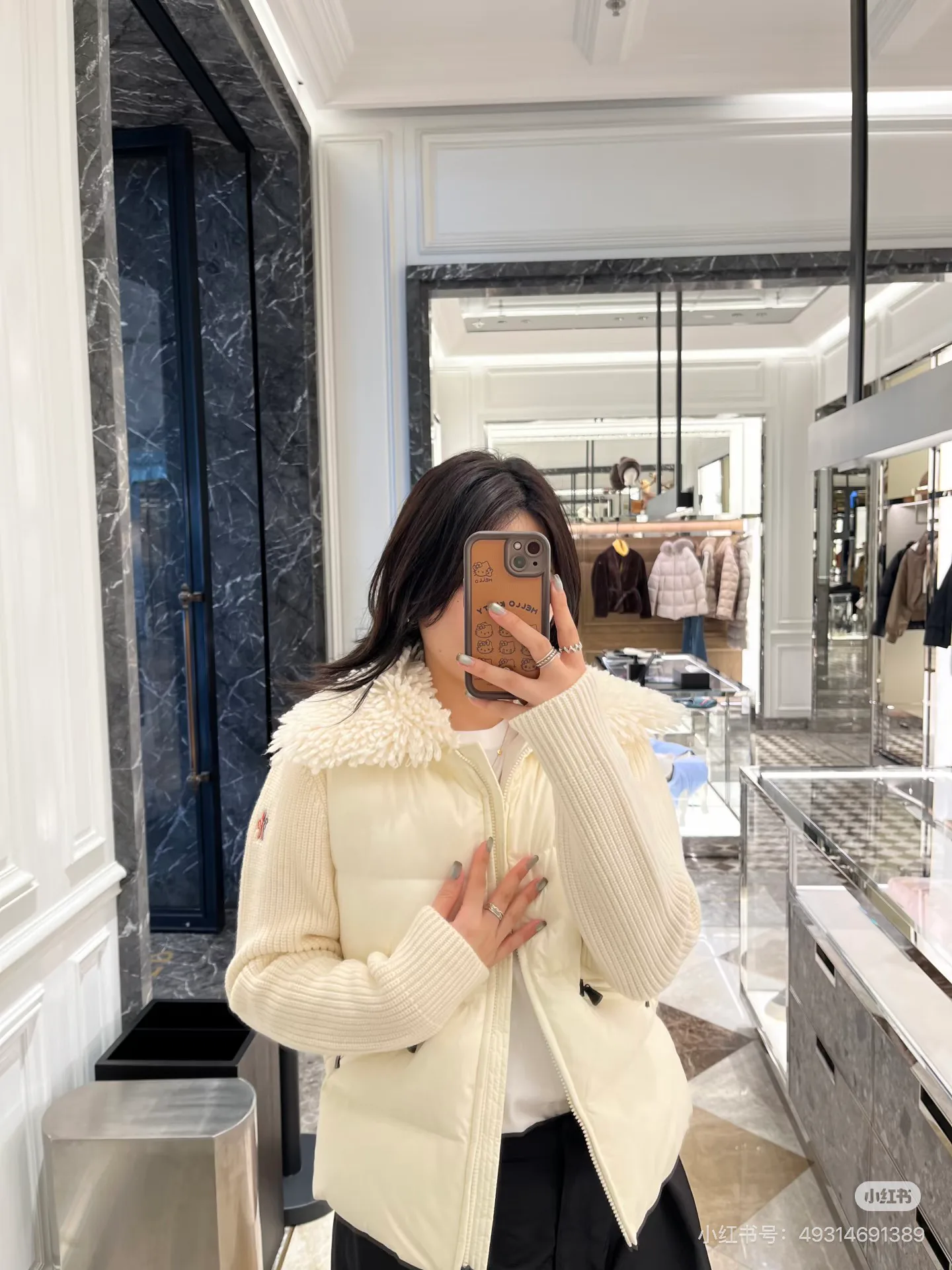 Куртки И Пуховики Женские Moncler 19332000