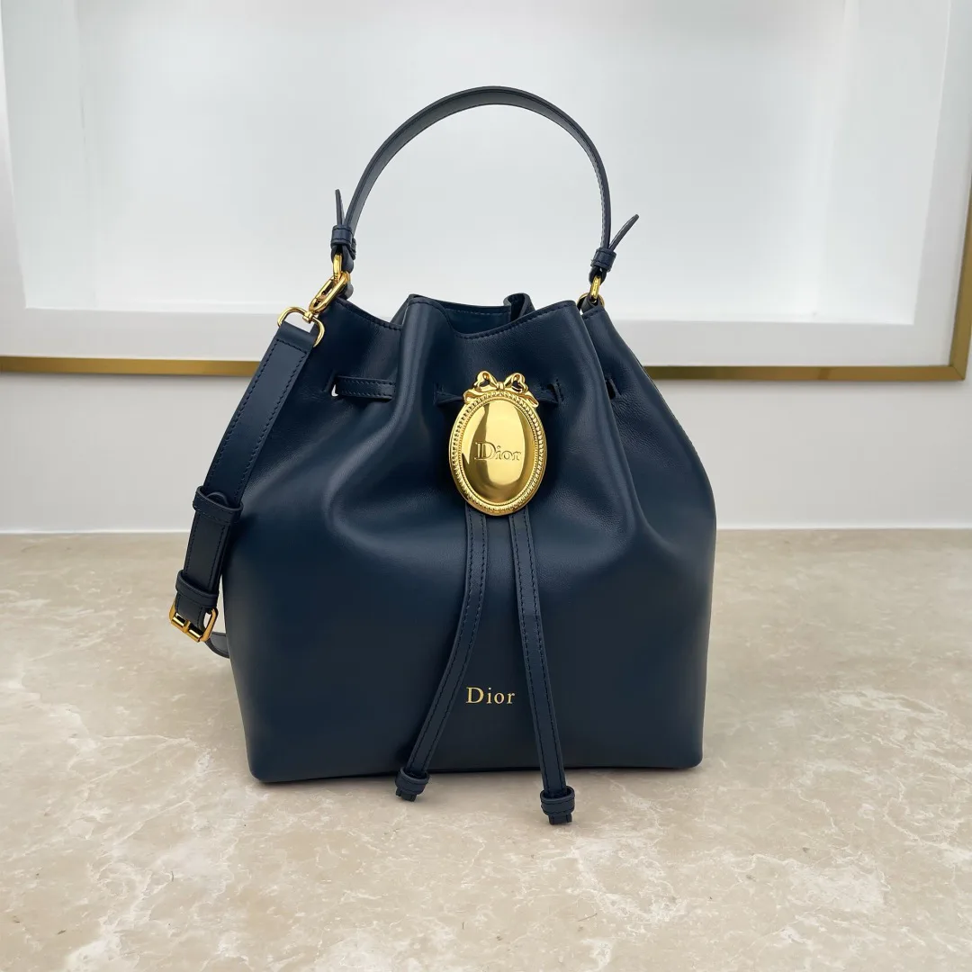 Классические Сумки Женские Christian Dior 18116318