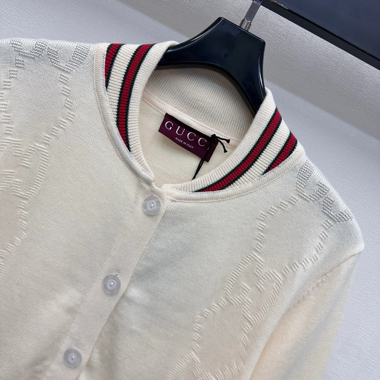 Джемперы И Свитеры Женские Gucci 18382091