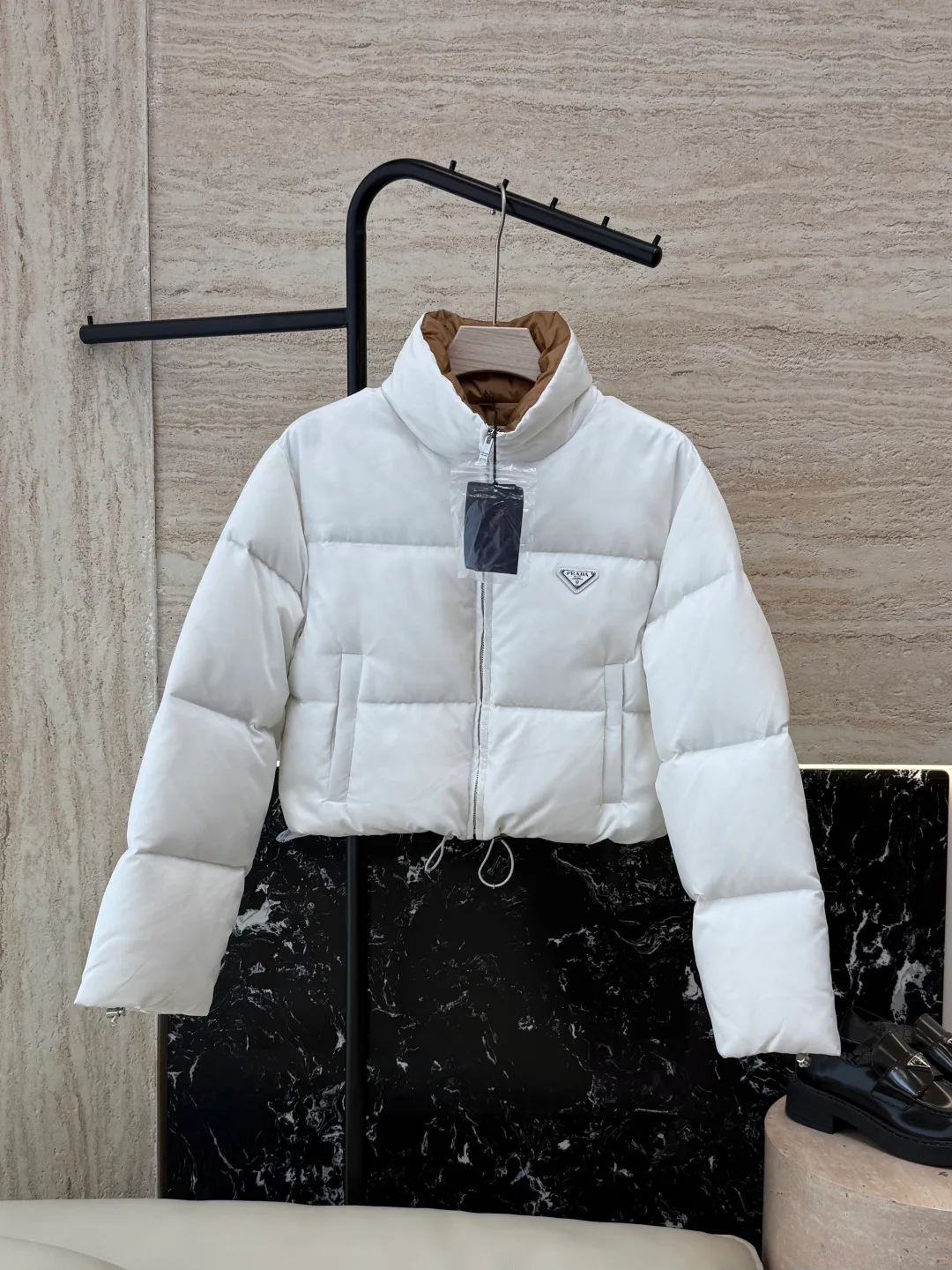 Куртки И Пуховики Женские Prada 19572382