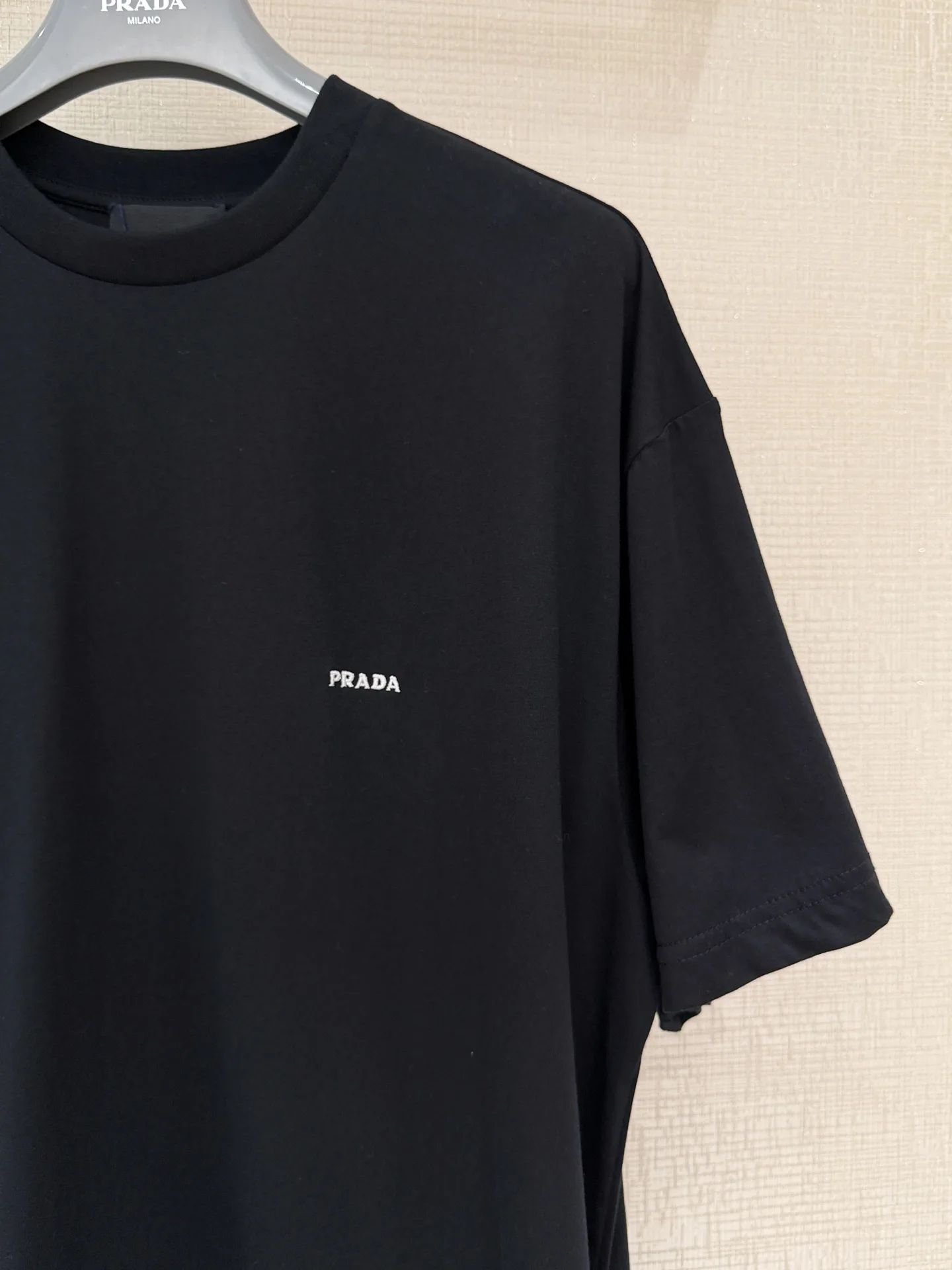 Футболки Женские Prada 12861240