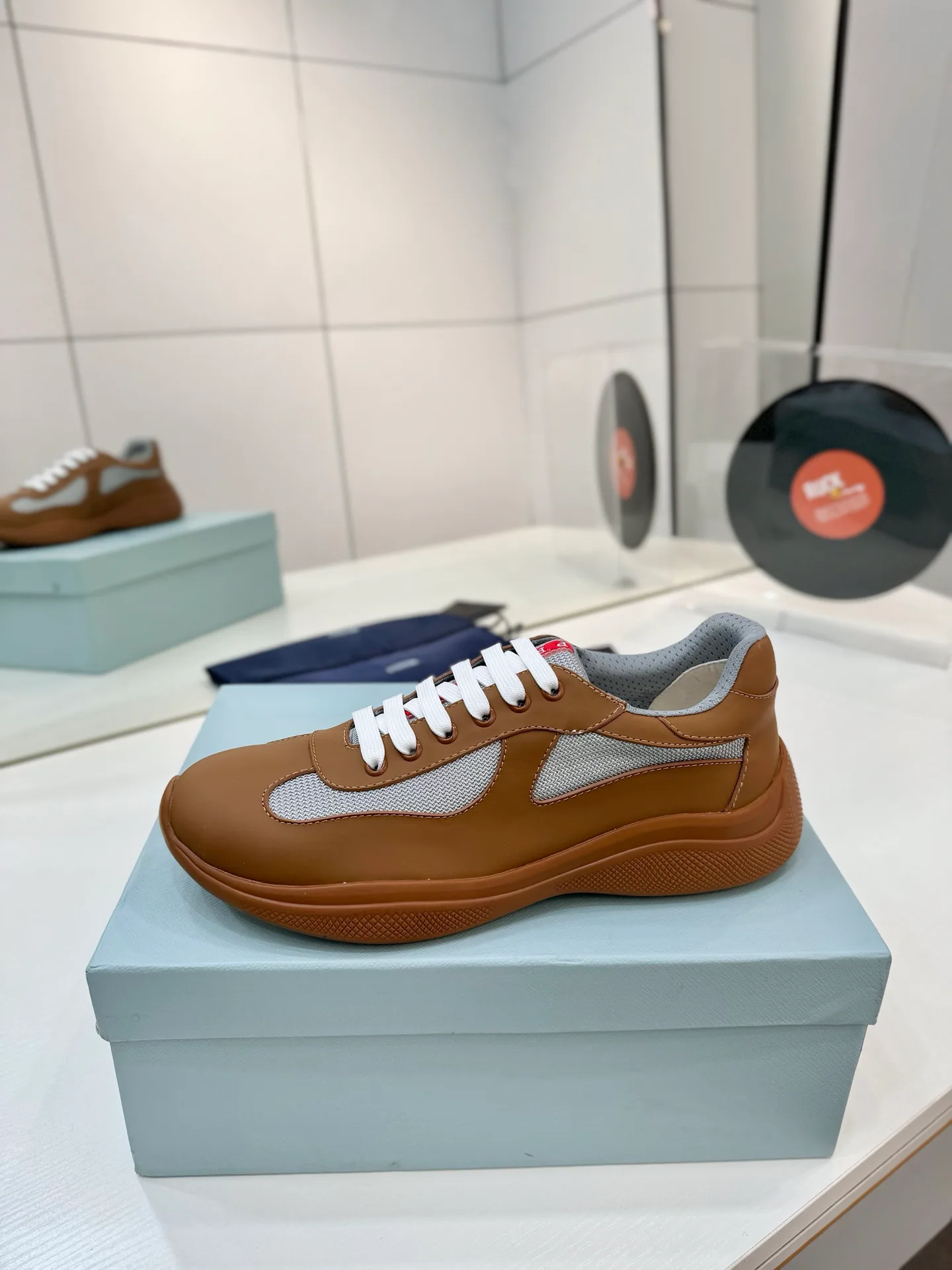 Кроссовки Женские Prada 2019178